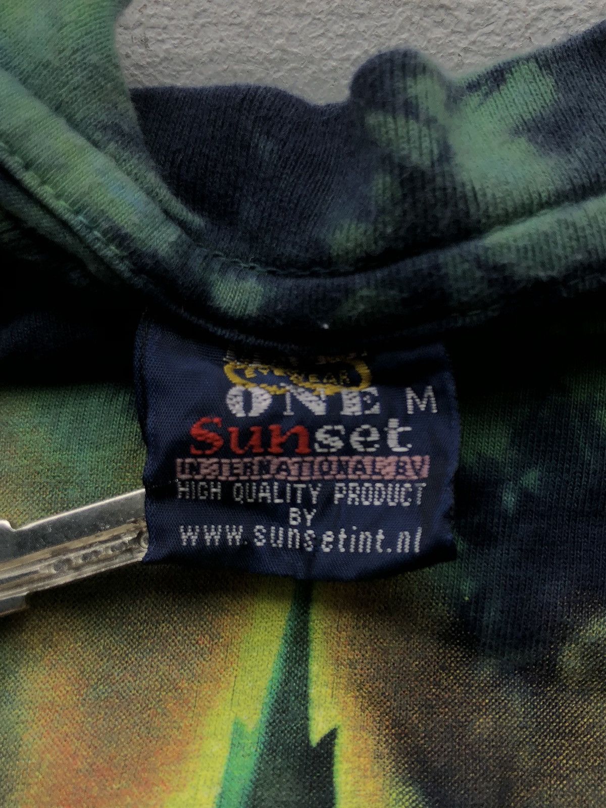 Band Tees Very rare vintage Tie Die T shirt “Marijuana” Big Logo Size US M / EU 48-50 / 2 - 3 Thumbnail