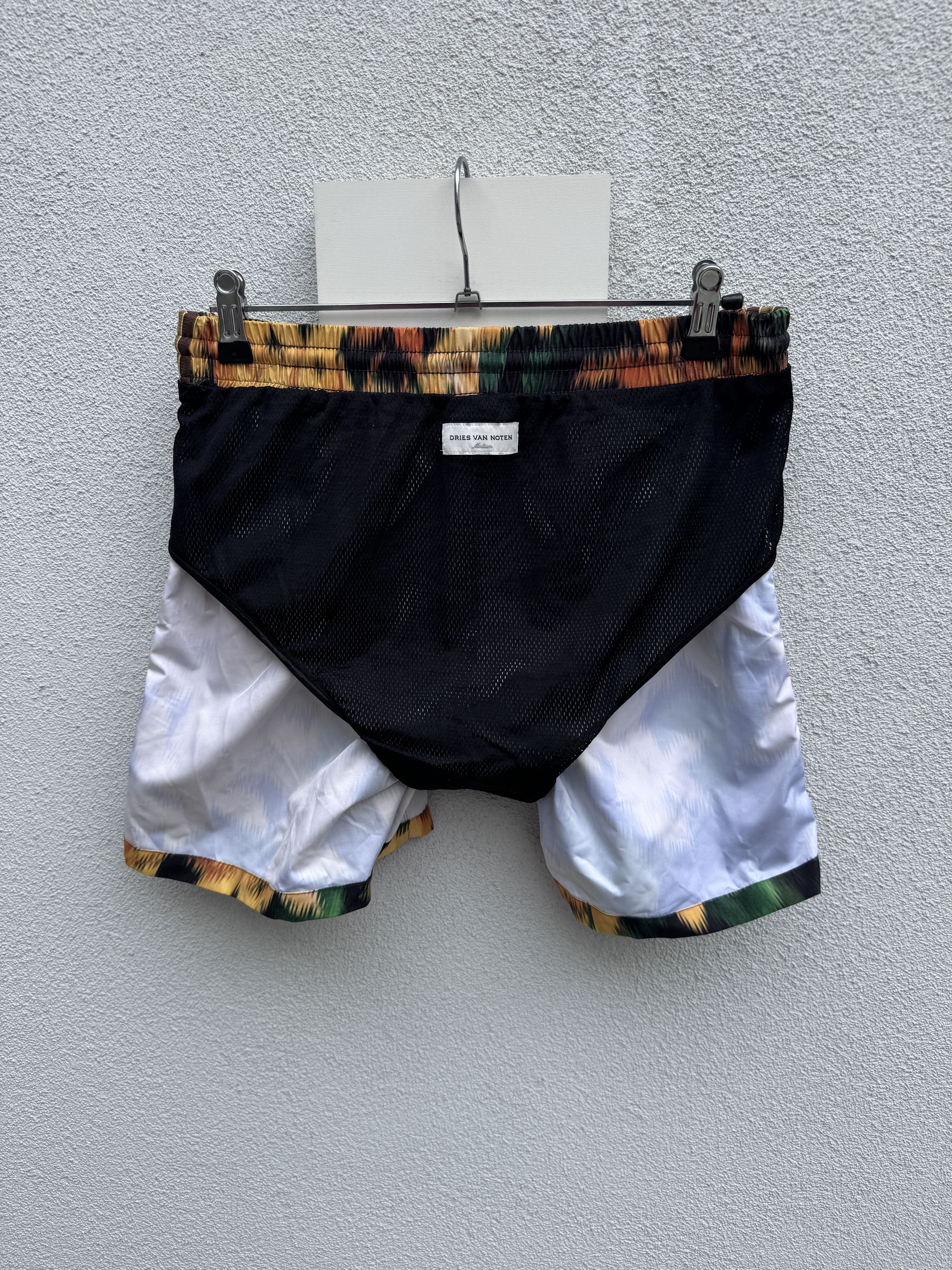 Dries Van Noten Dries van Noten Multicolor Flower Print Nylon Swimshorts M Size US 32 / EU 48 - 6 Thumbnail