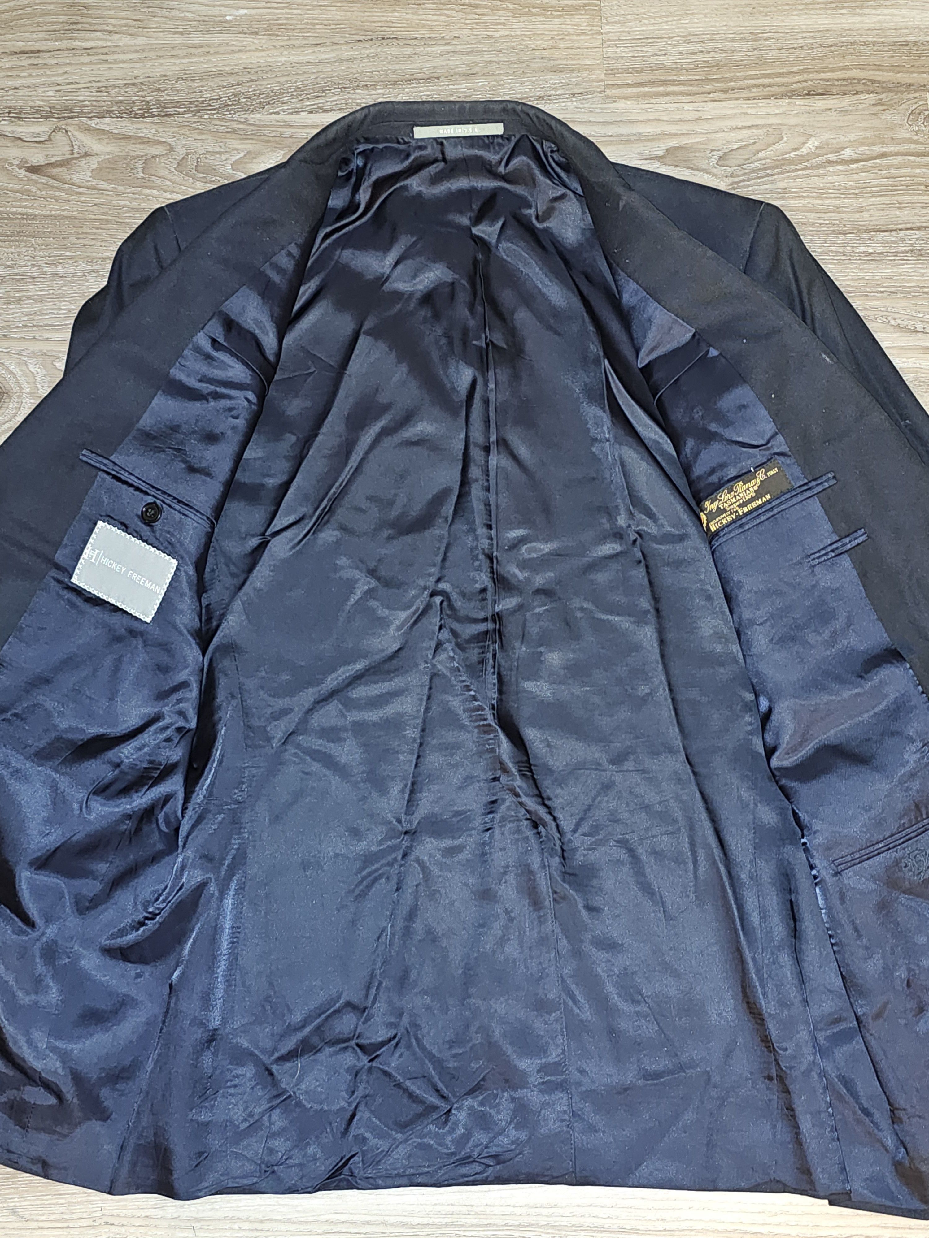Hickey Freeman Hickey Freeman Madison Navy Blazer (MSRP $1500) Size 42R - 2 Thumbnail
