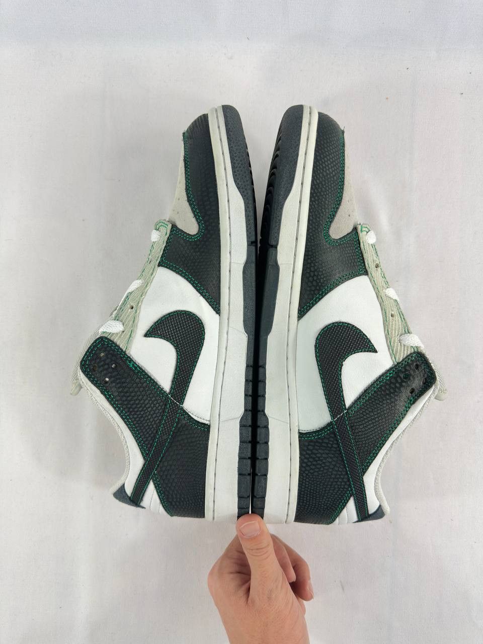Nike Nike Dunk Low 6.0 'Black Snakeskin Green' 2010 Size US 9.5 / EU 42-43 - 10 Thumbnail