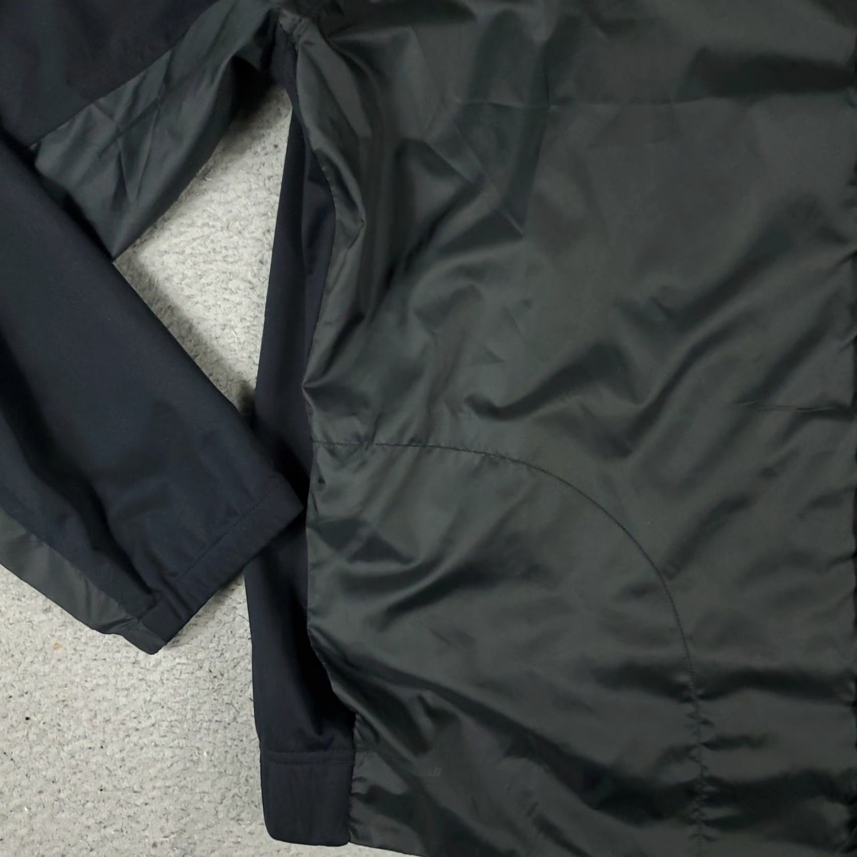 Nike Nike Jacket Mens 2XL Black Windbreaker Full Zip 1/4 Zip Reflective Nike Dri-FIT Windbreaker Jacket Mens 2XL Black Size US XXL / EU 58 / 5 - 3 Thumbnail