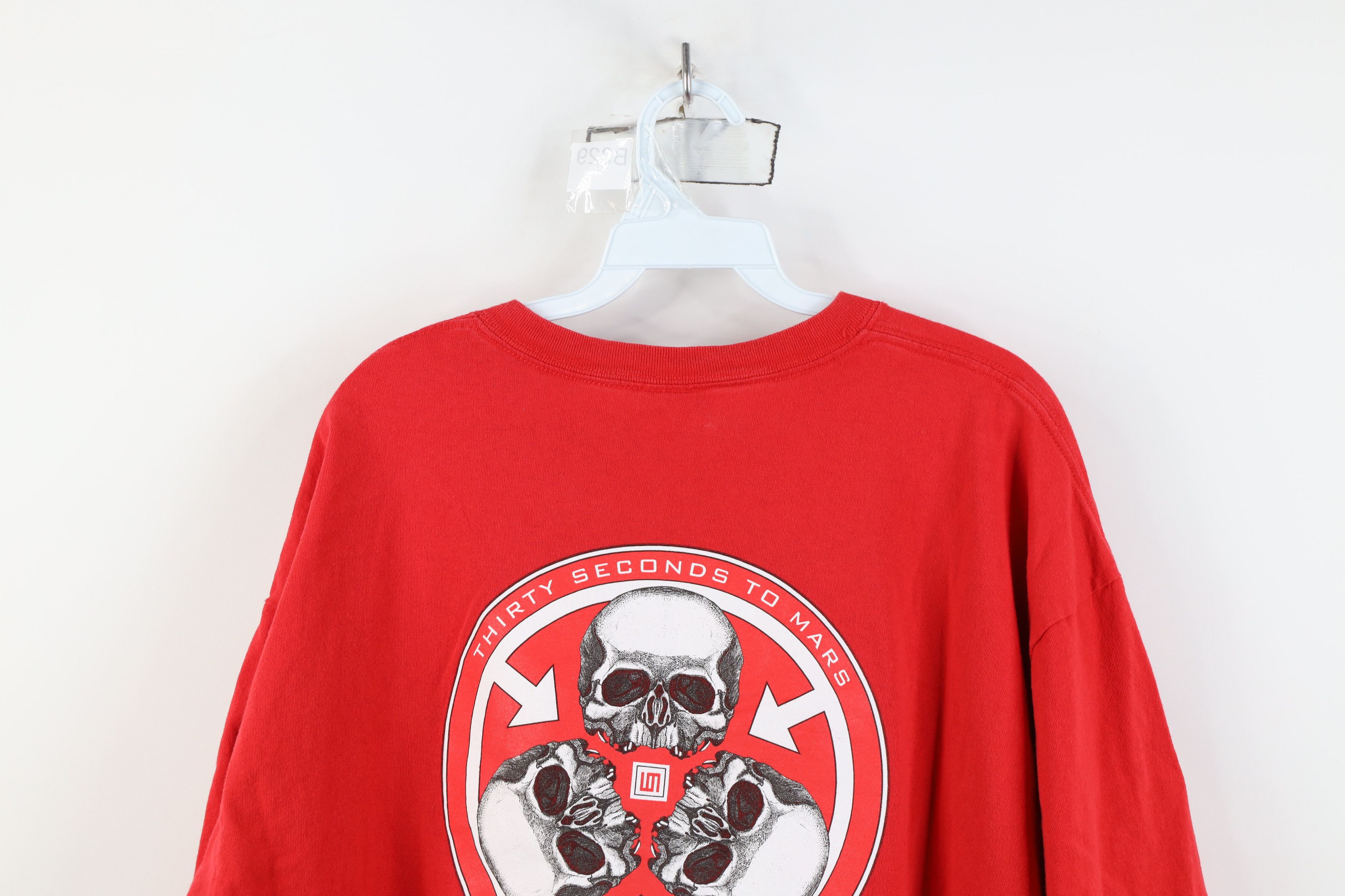 Vintage Vintage Y2K In Altum 30 Thirty Seconds To Mars Band T-Shirt Size US XL / EU 56 / 4 - 14 Thumbnail