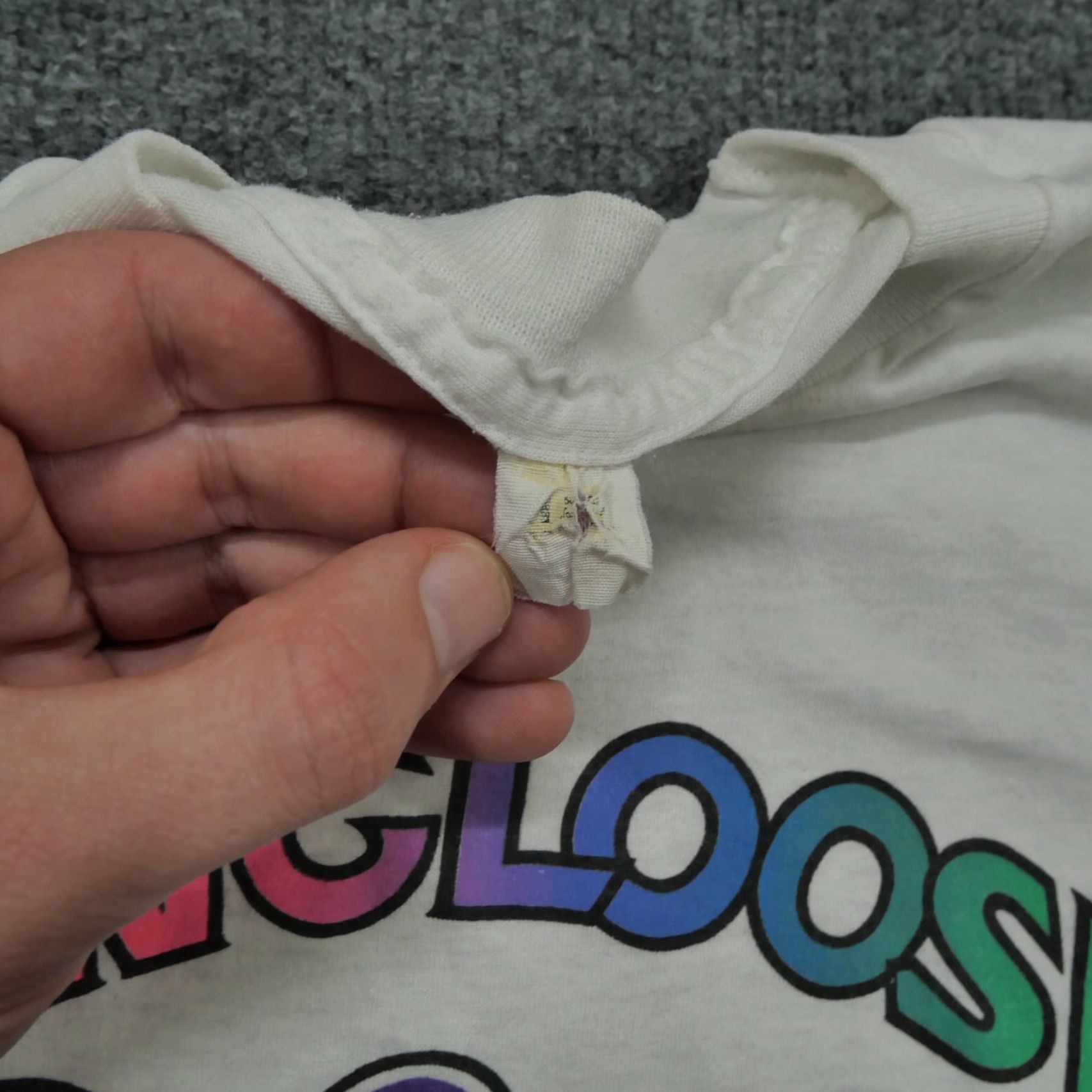 Rainbow VINTAGE Hawaii T Shirt Adult Medium White Hang Loose Rainbow Mens 80s Size US M / EU 48-50 / 2 - 7 Thumbnail