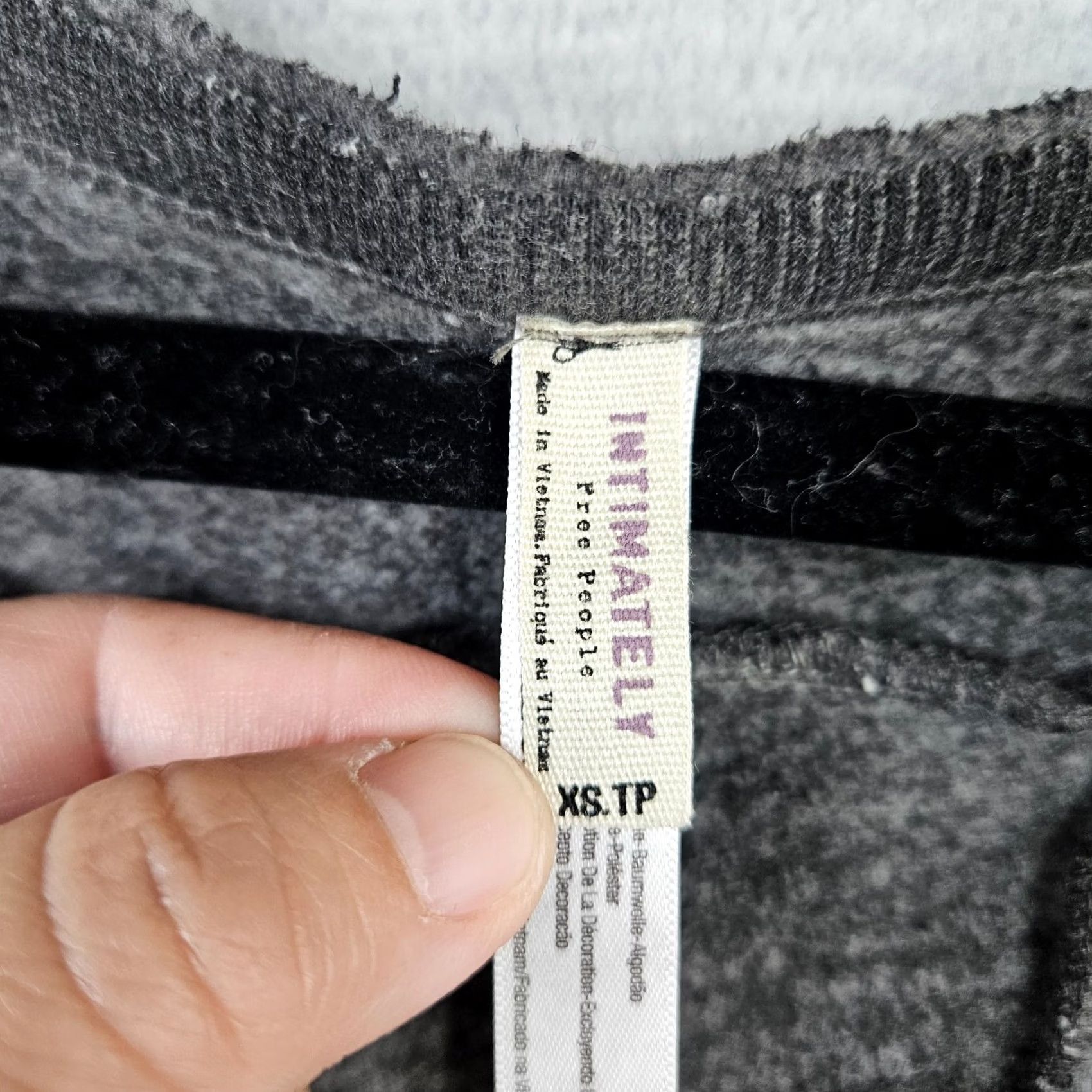 Free People Free People Intimately Women's Gray L Scoop Neck Asymmetrical Oversize Top XS Size XS / US 0-2 / IT 36-38 - 3 Thumbnail