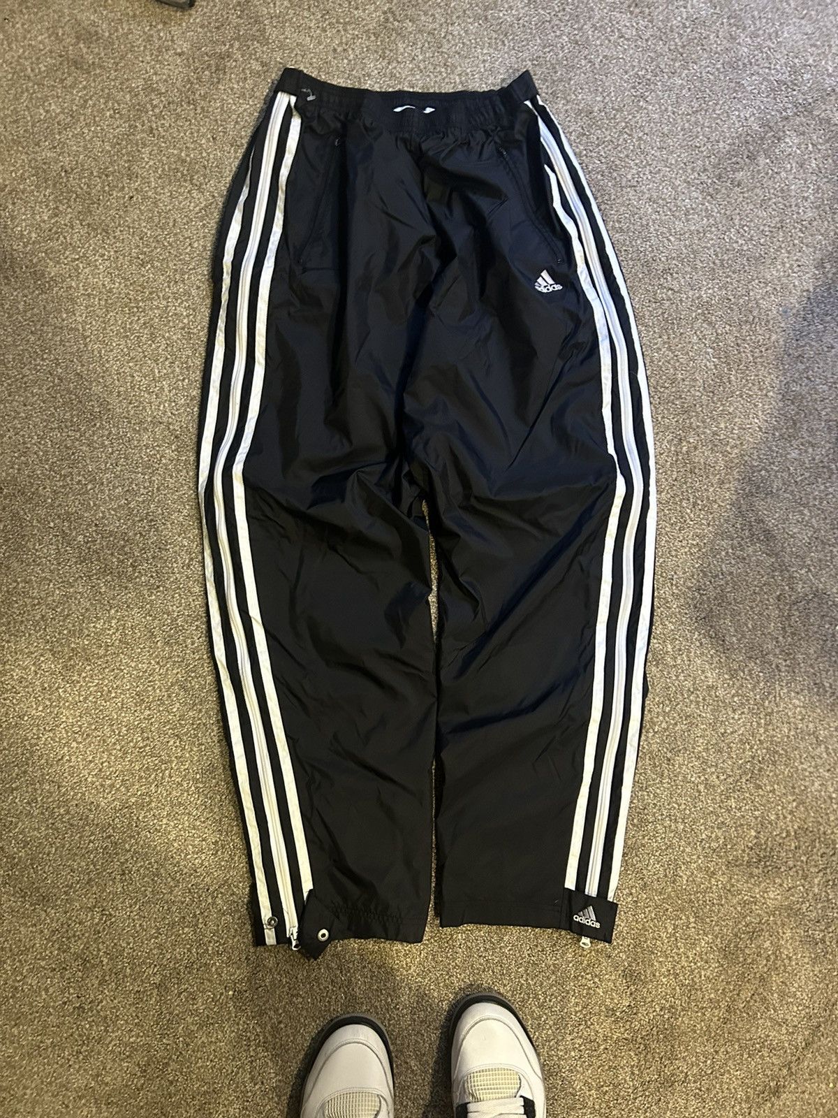 Adidas Adidas track pants Size US 32 / EU 48 - 2 Thumbnail