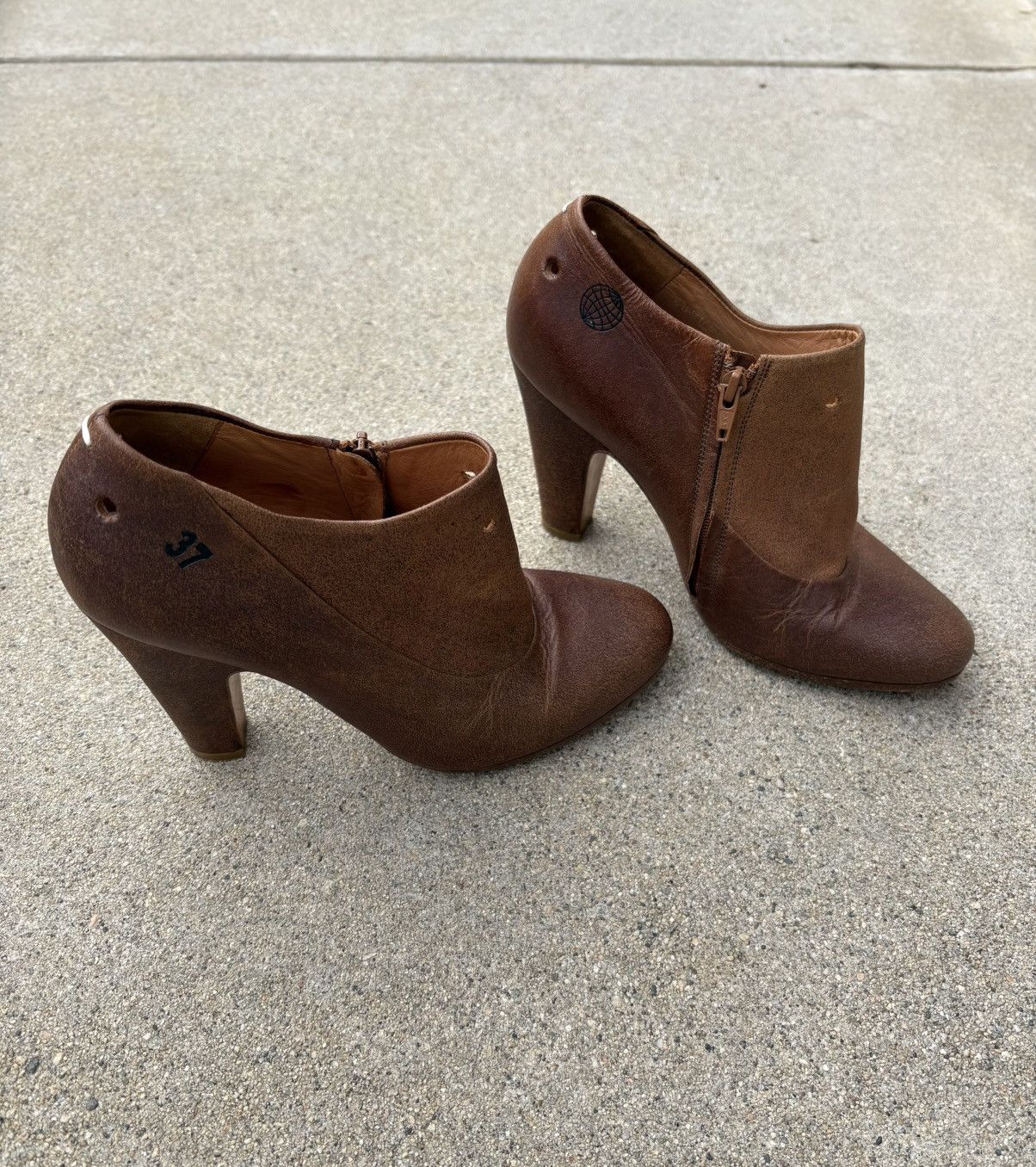 Maison Margiela Margiela shoe-last ankle boot heel Size US 7 / IT 37 - 6 Thumbnail