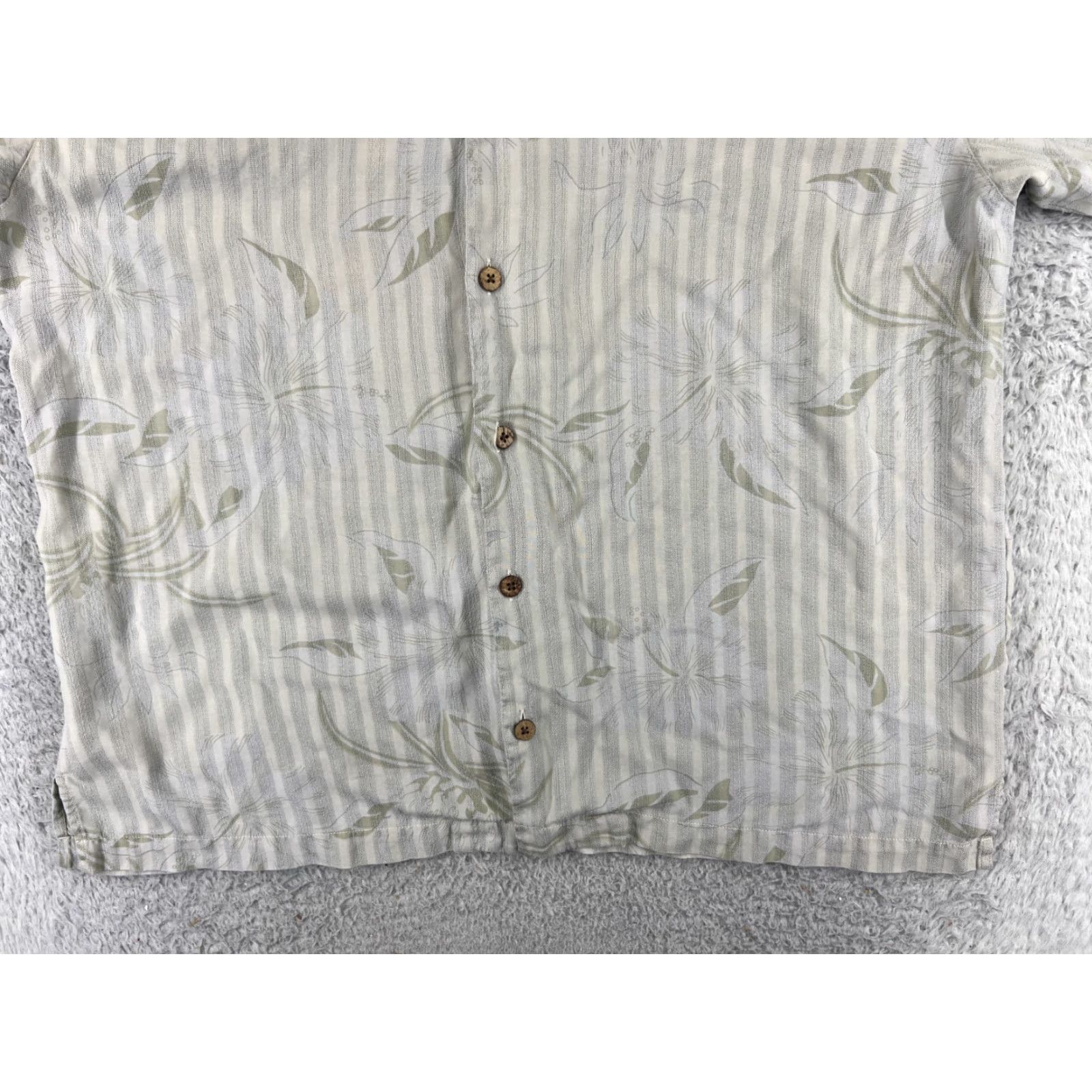 Tommy Bahama VINTAGE Tommy Bahama Shirt Men Extra Large Gray Floral Beach Resort Hawaiian Size US XL / EU 56 / 4 - 5 Thumbnail