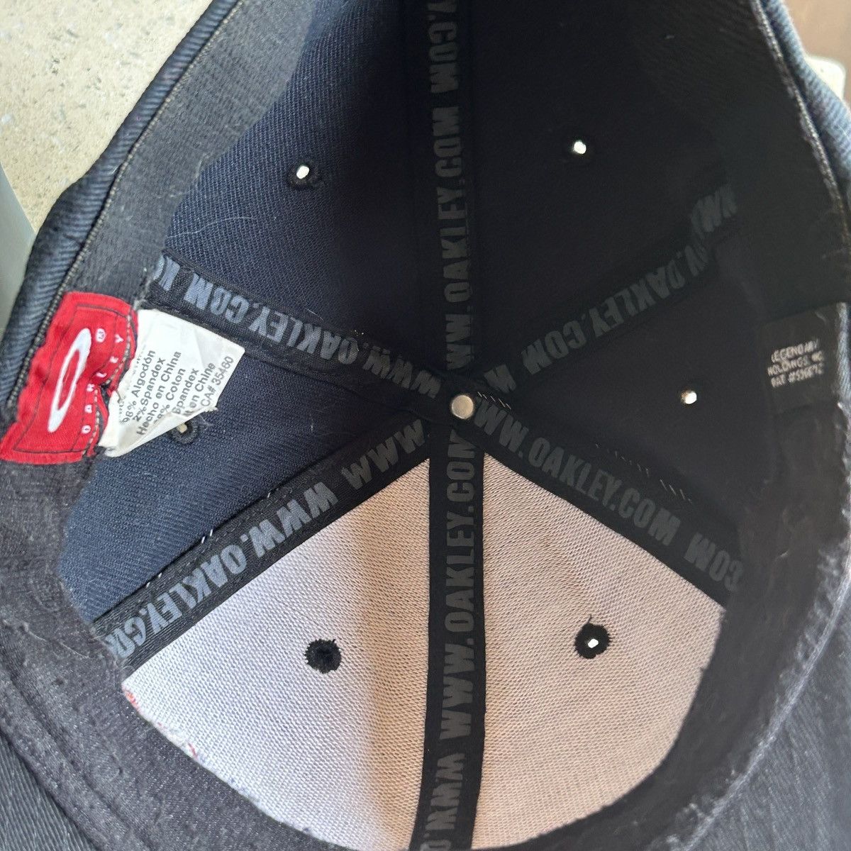 Oakley vintage Oakley Flame Skull cap (rare) Size ONE SIZE - 9 Thumbnail