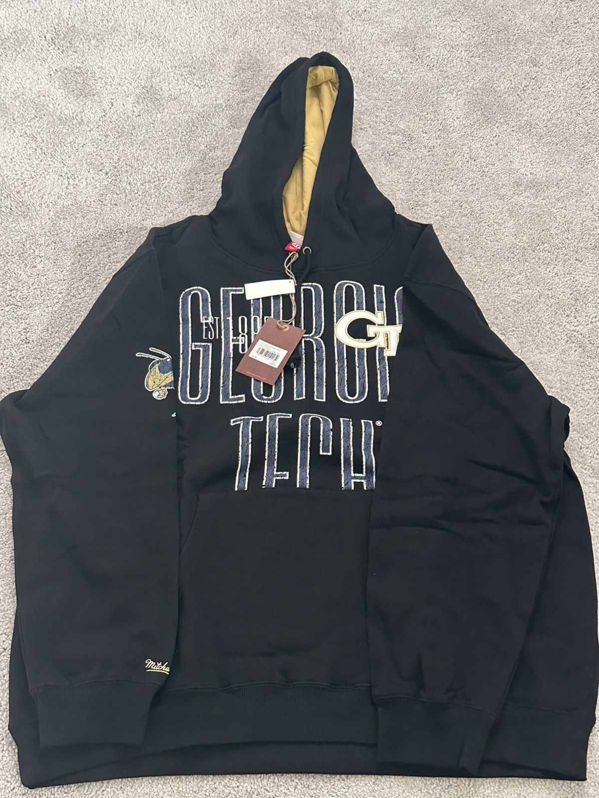 Mitchell & Ness Mitchell & Ness NCAA Georgia Tech Hoodie 2XL NWT Size US XXL / EU 58 / 5 - 1 Thumbnail