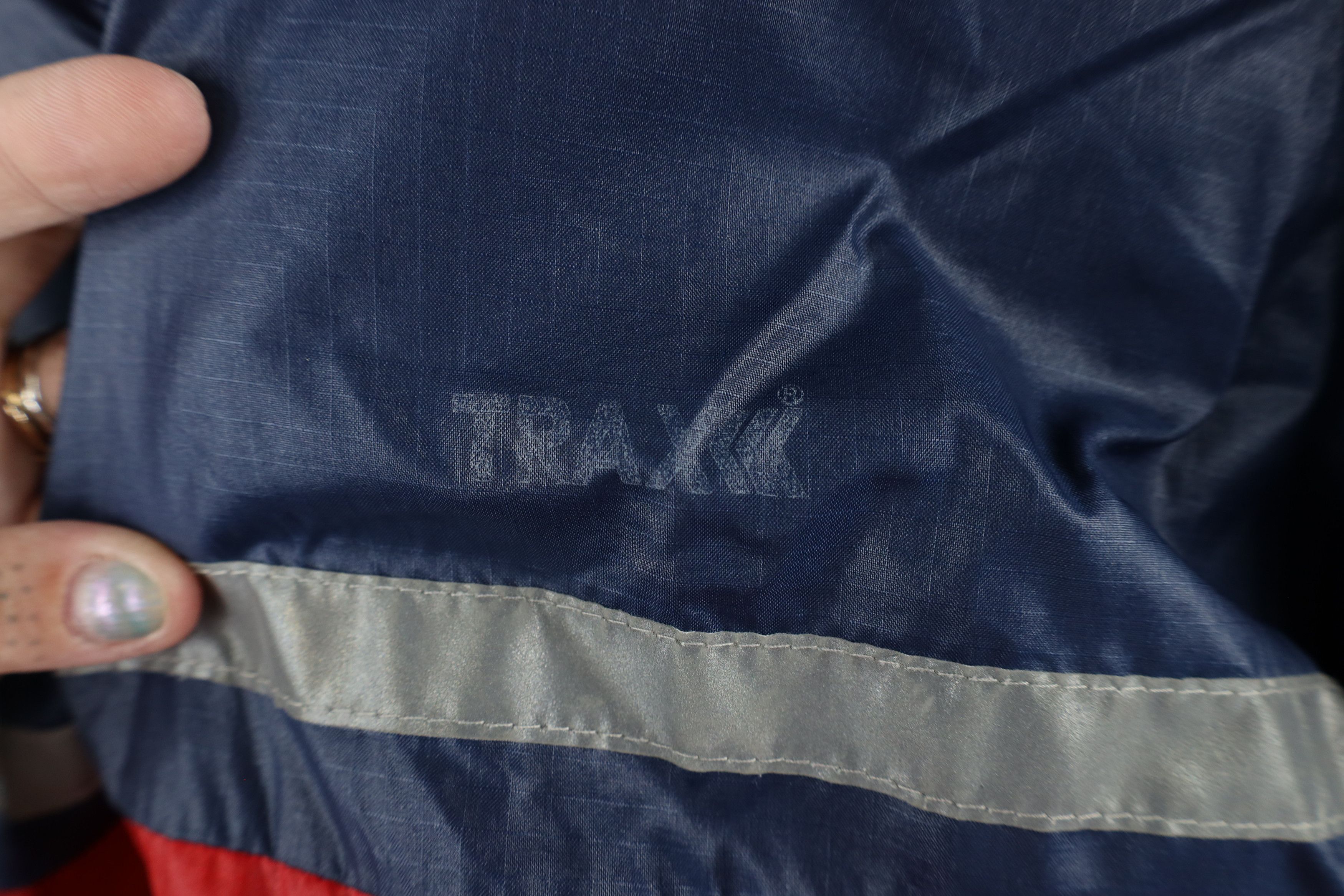 Vintage Vintage 70s Streetwear Packable Windbreaker Jacket Size US L / EU 52-54 / 3 - 9 Thumbnail