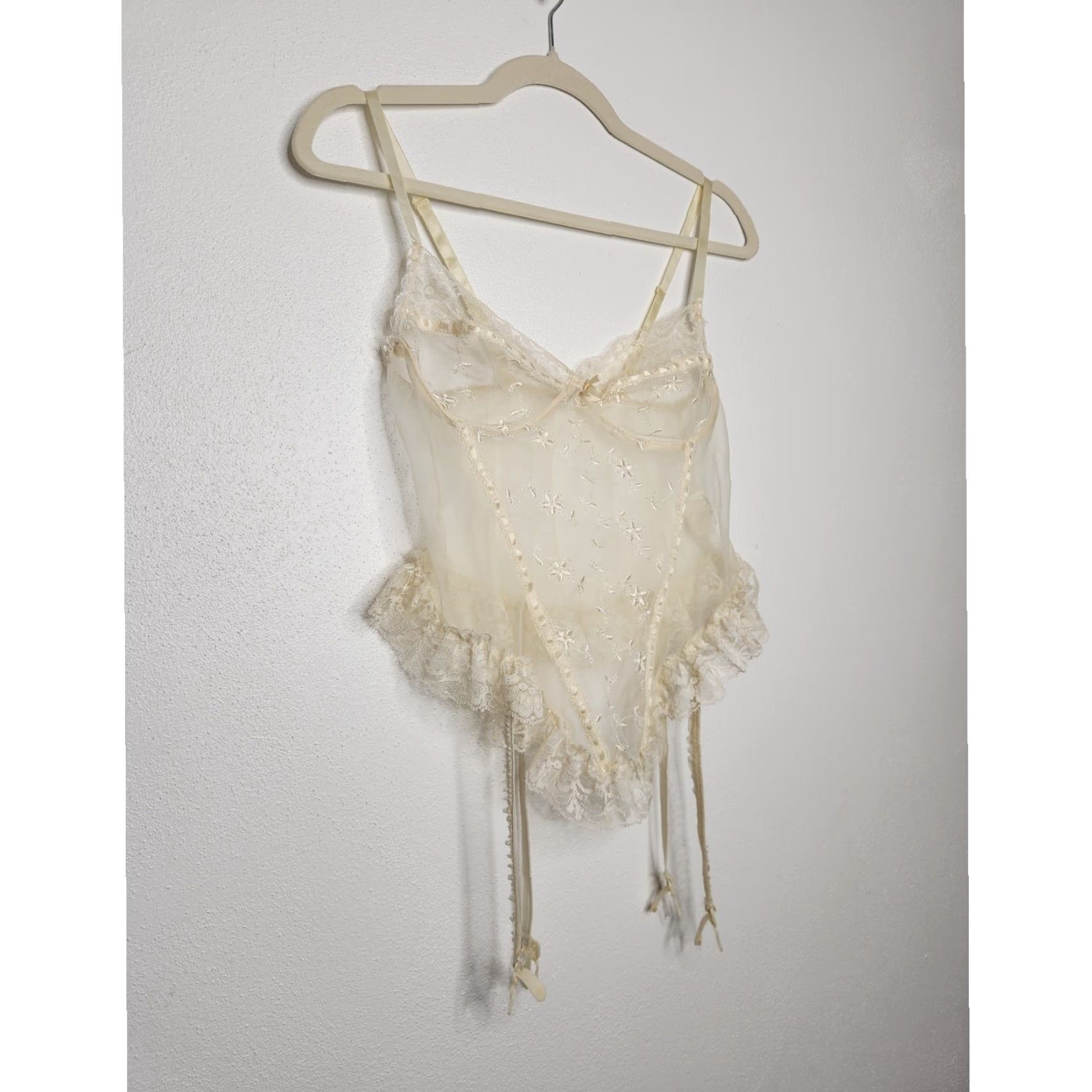 Vintage VINTAGE White Lace Floral Garter Bodysuit Teddy One Piece M Womens Size M / US 6-8 / IT 42-44 - 3 Thumbnail