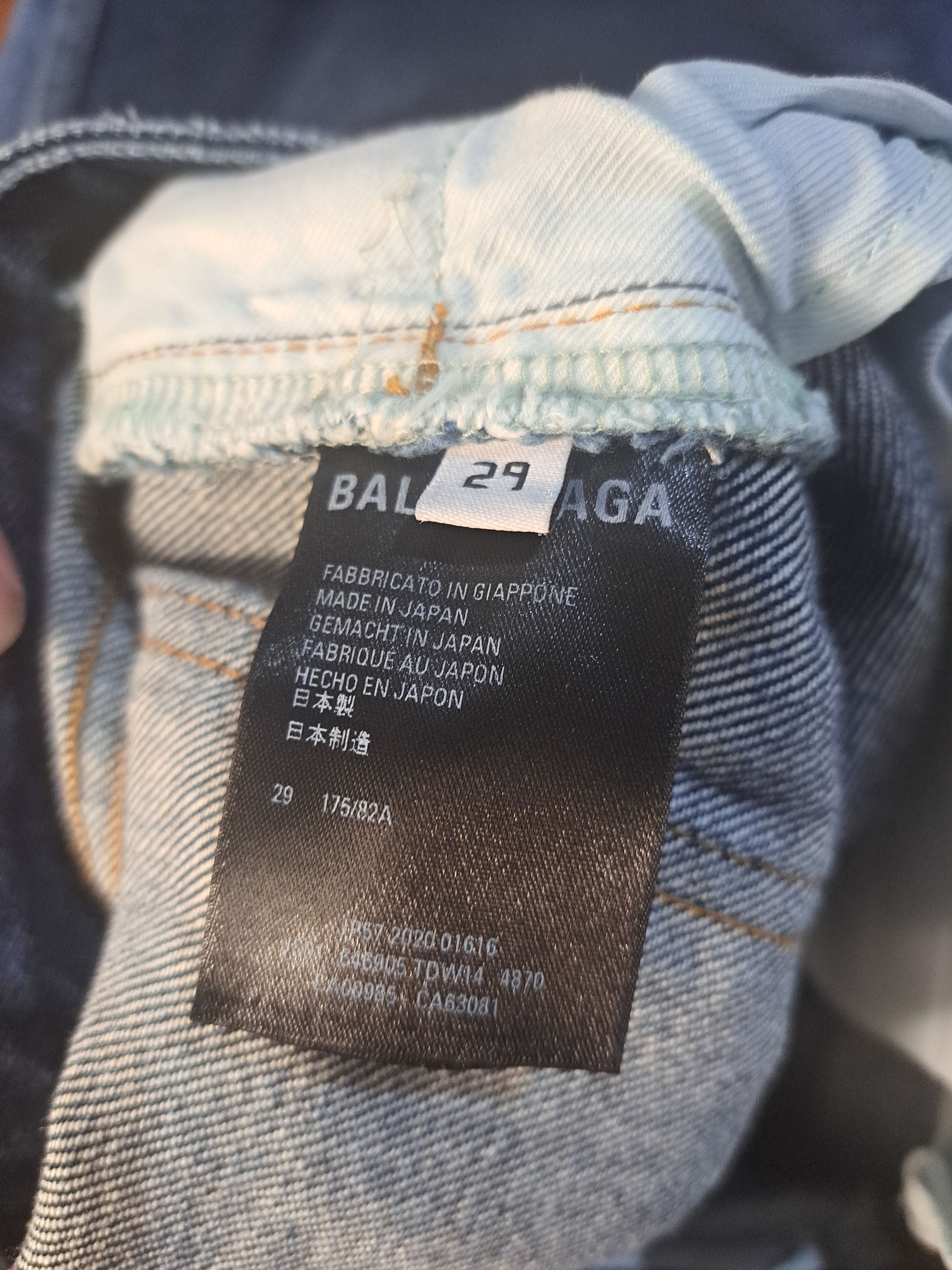 Balenciaga Balenciaga 2020 two tone baggy long jean shorts Size US 29 - 5 Thumbnail