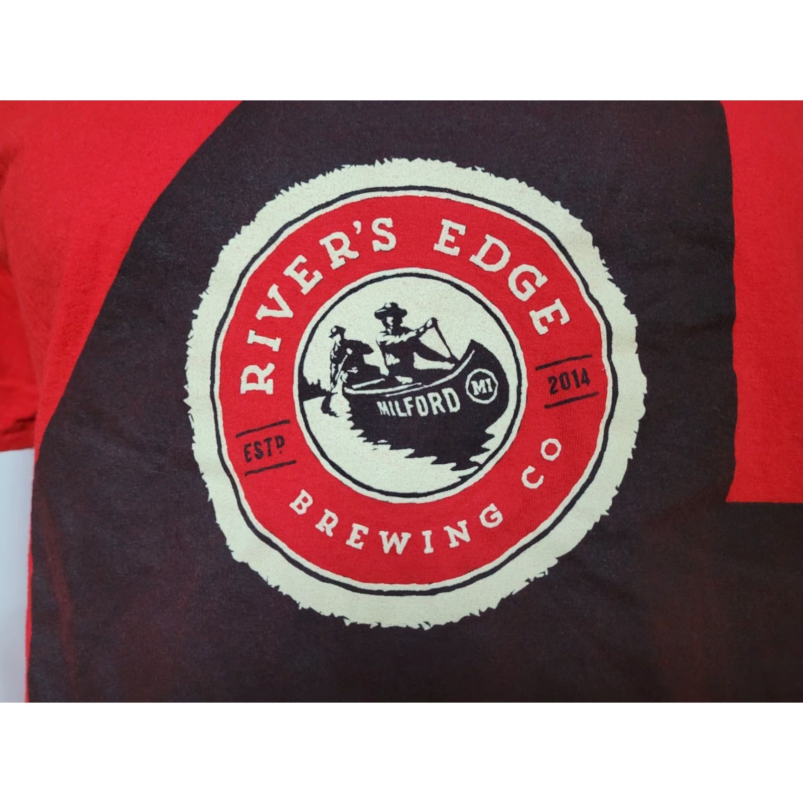 Gildan River's Edge Brewing Milford MI T Shirt Large Beer Mens Red 4 Years Gildan 100% Cotton Short Sleeve Crew Neck Shirt Size US L / EU 52-54 / 3 - 2 Thumbnail