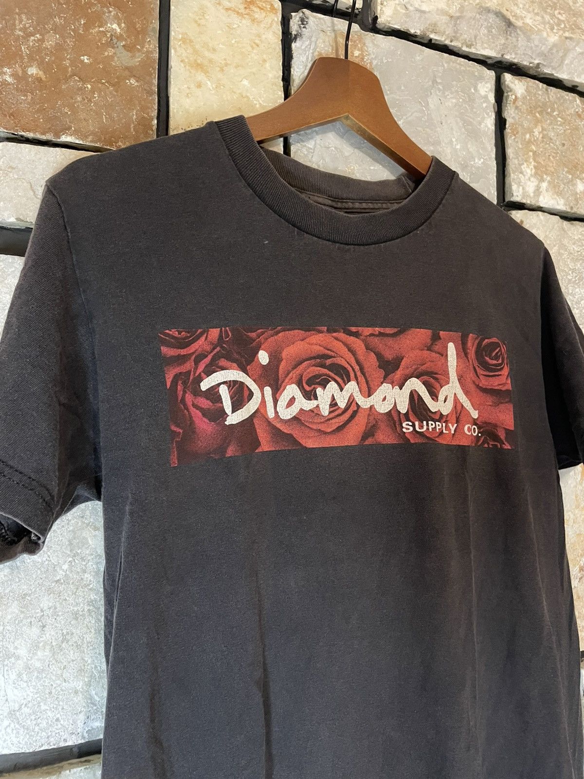 Vintage Vintage Diamond Supply Co Floral Roses Tee x Streetwear Size US S / EU 44-46 / 1 - 6 Thumbnail