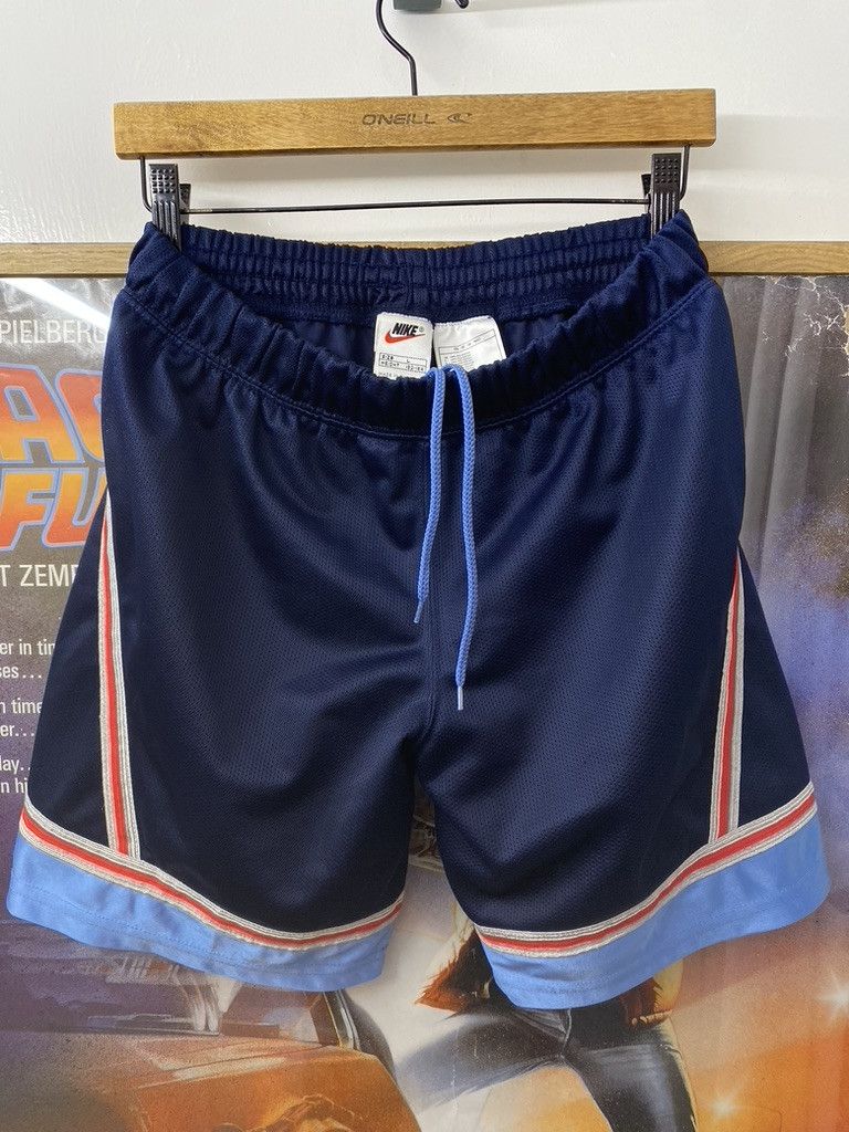 Nike 1996 Vintage Nike Basketball Mesh Shorts Size US 30 / EU 46 - 1 Thumbnail