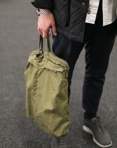 image of Vintageus Air Force Military Flyers Helmet Bag in Army Green, Men's