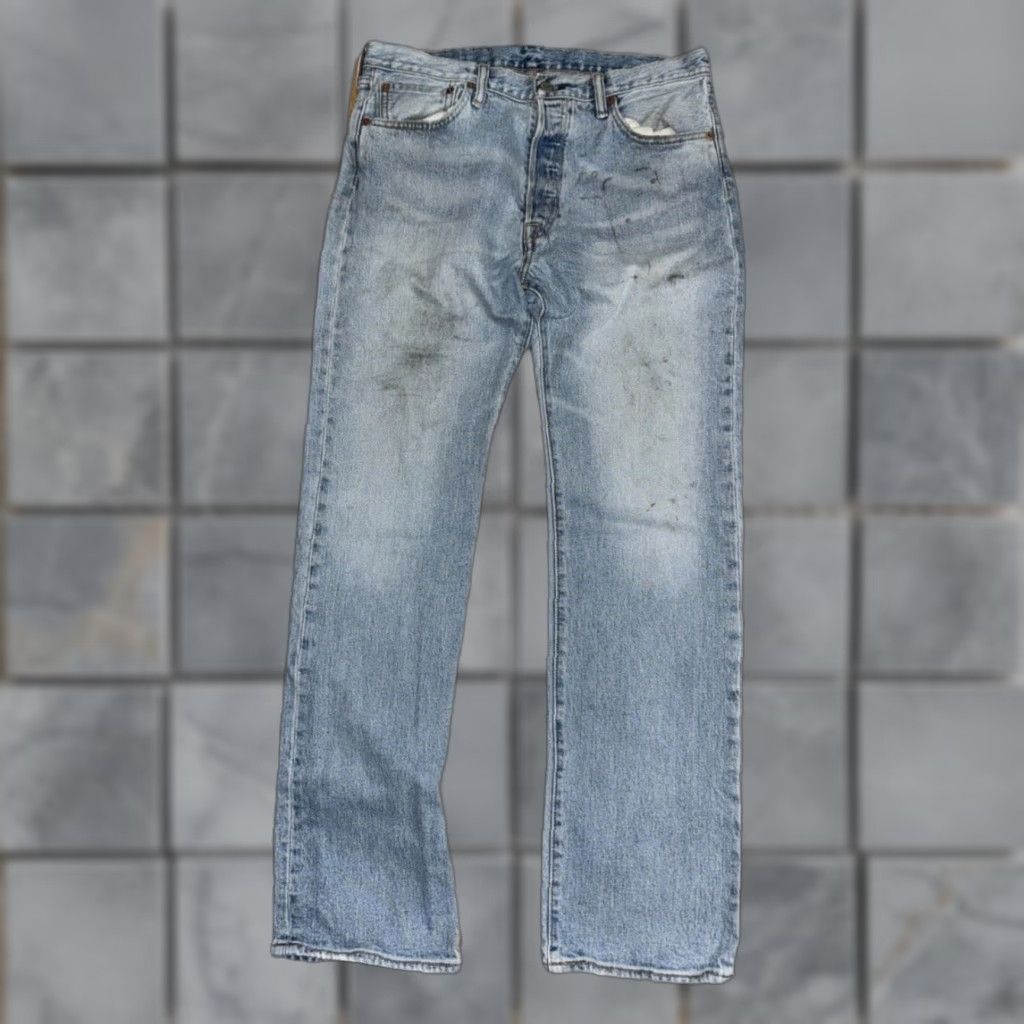 Levi's VINTAGE Levi’s 501 Button Fly Jeans Men 33x31 Stone Washed Blue Denim Straight Leg Distressed USA 501 Mens Size US 33 - 1 Thumbnail