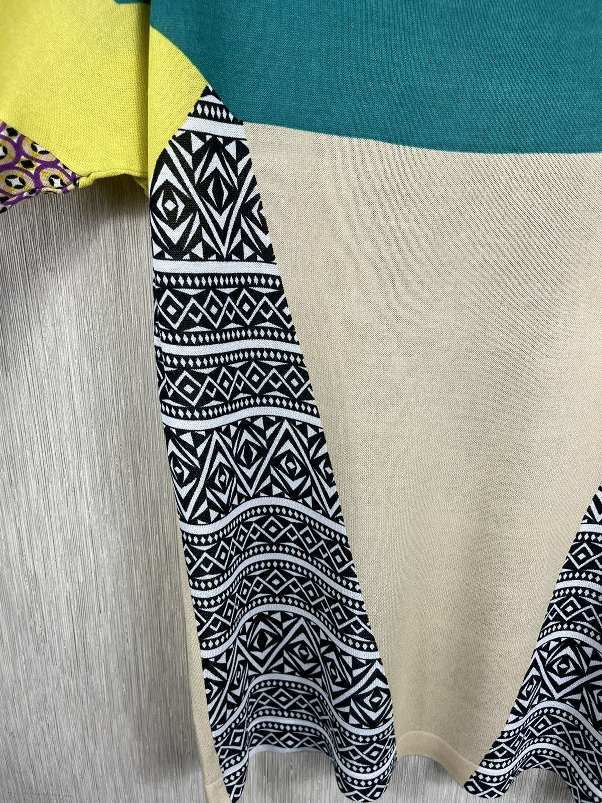 Etro × Vintage Etro Milano vintage patterned viscose sweater blouse psycho Size M / US 6-8 / IT 42-44 - 9 Thumbnail