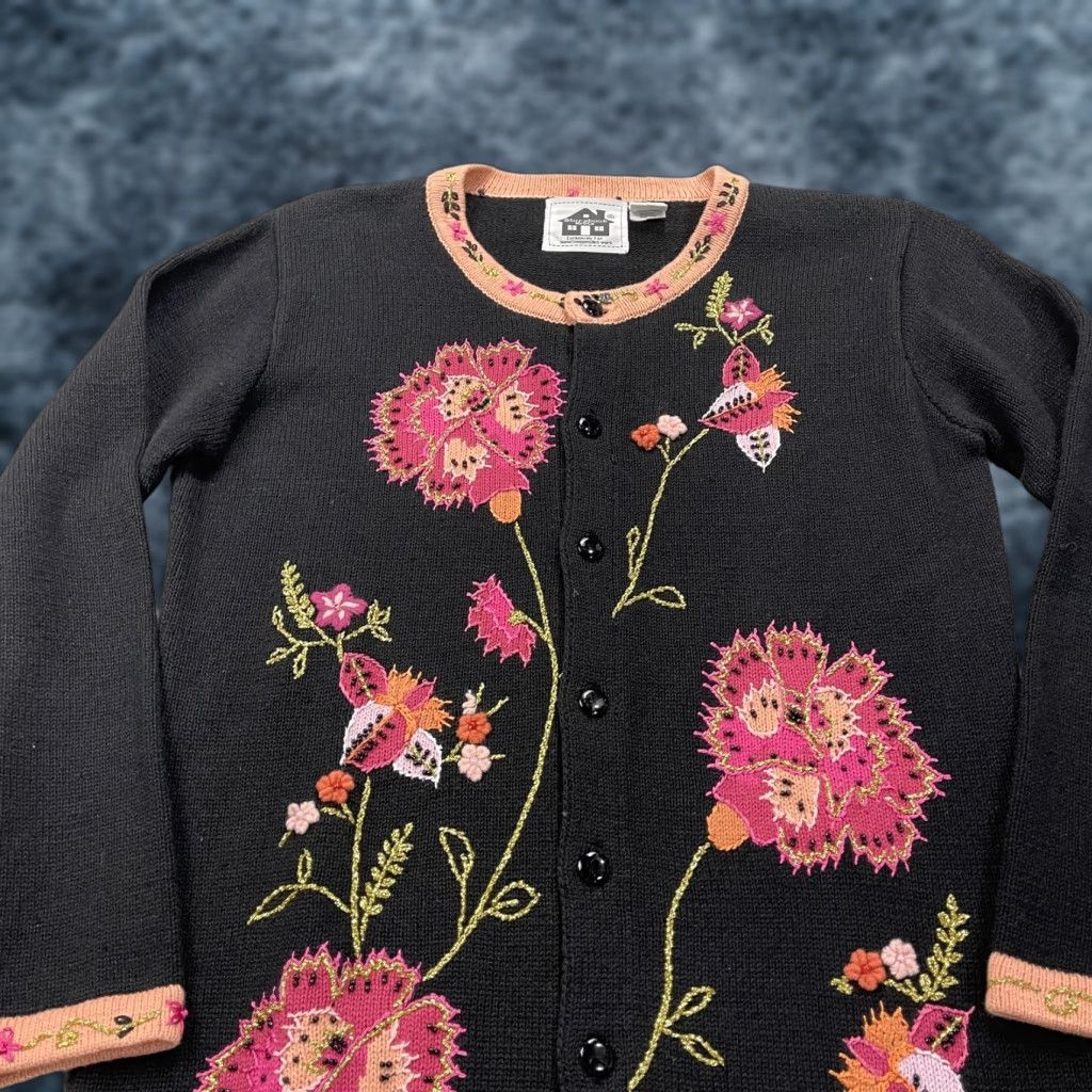 Vintage Storybook Knits Cardigan Sweater Women's Black Floral Embroidered Button-Front Crew Neck Small Knit Autumn Fall - Mens? Size S / US 4 / IT 40 - 1 Thumbnail