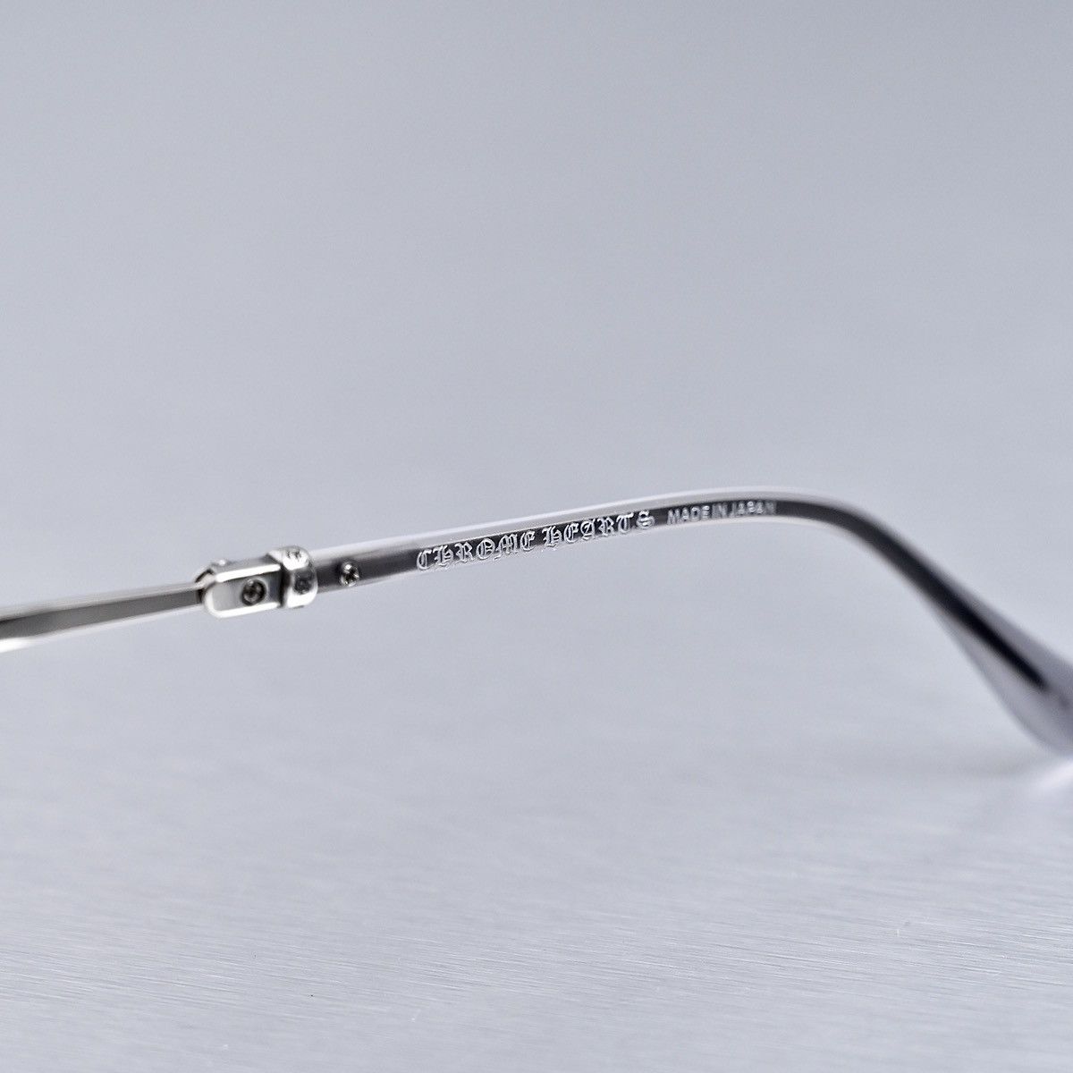 Chrome Hearts CHROME HEARTS STRAPADICTOME MATTE GRAPHITE SS GLASSES Size ONE SIZE - 4 Thumbnail