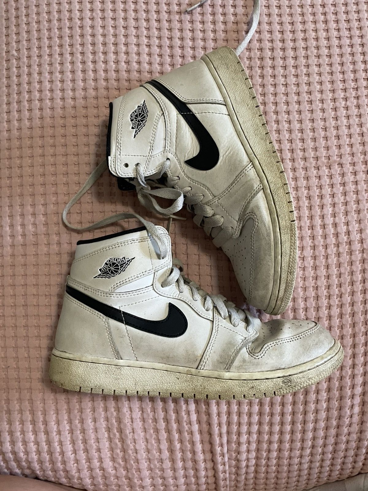 Nike Nike Air Jordan 1s Youth 5.5 W7.5 Size US 7.5 / IT 37.5 - 4 Thumbnail