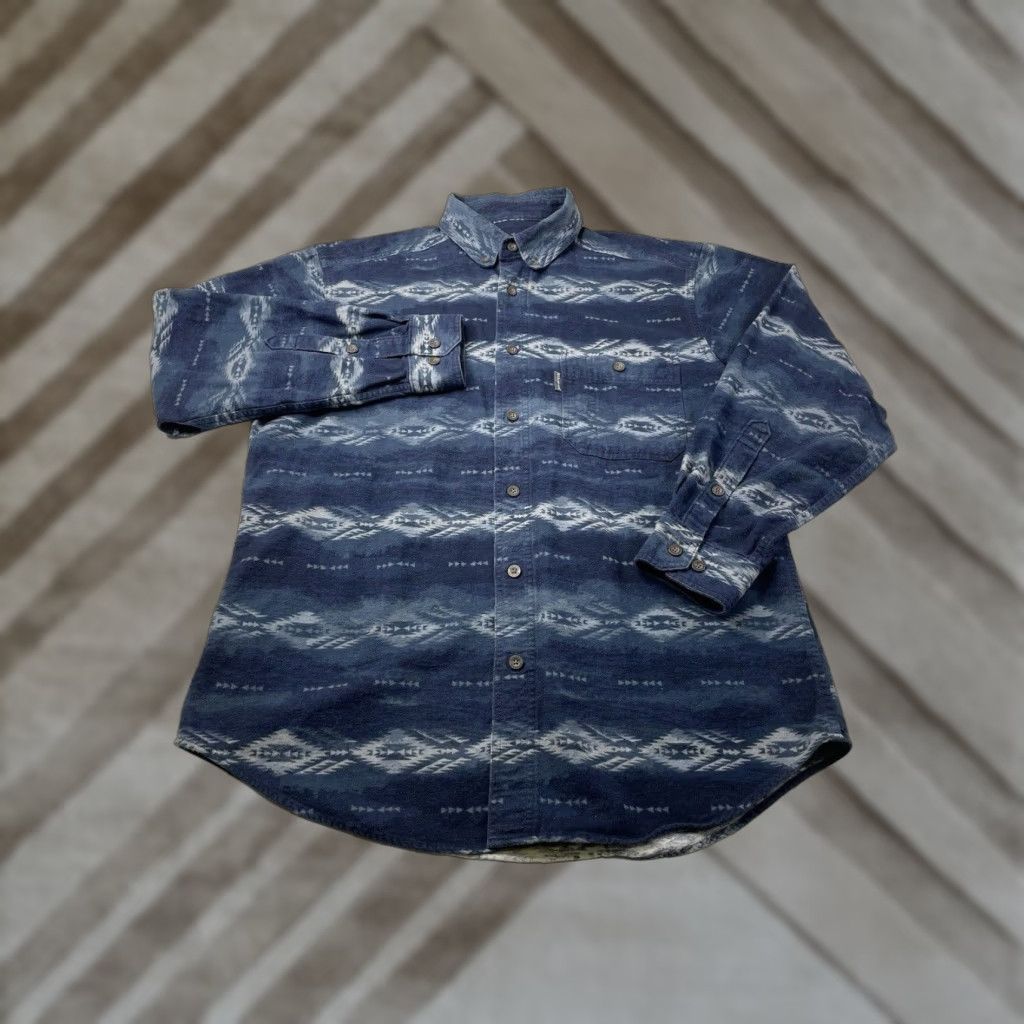 Vintage Woolrich Shirt Western Flannel Navy Ombré Men’s M Blue Long Sleeve Button-Up Shirt (Size M) Size US M / EU 48-50 / 2 - 1 Thumbnail