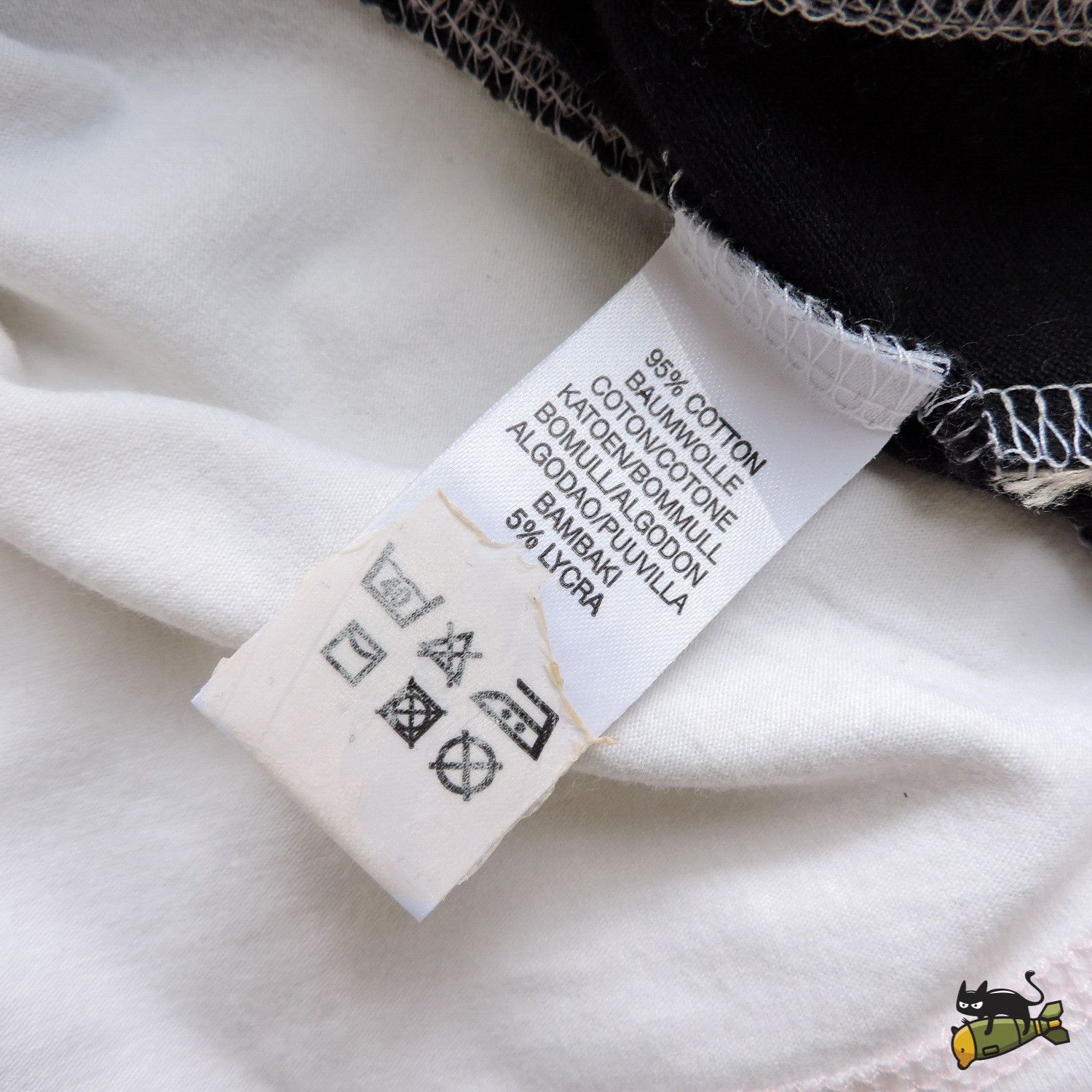 Burberry BURBERRY TWO TONE T-SHIRT Size S / US 4 / IT 40 - 4 Thumbnail
