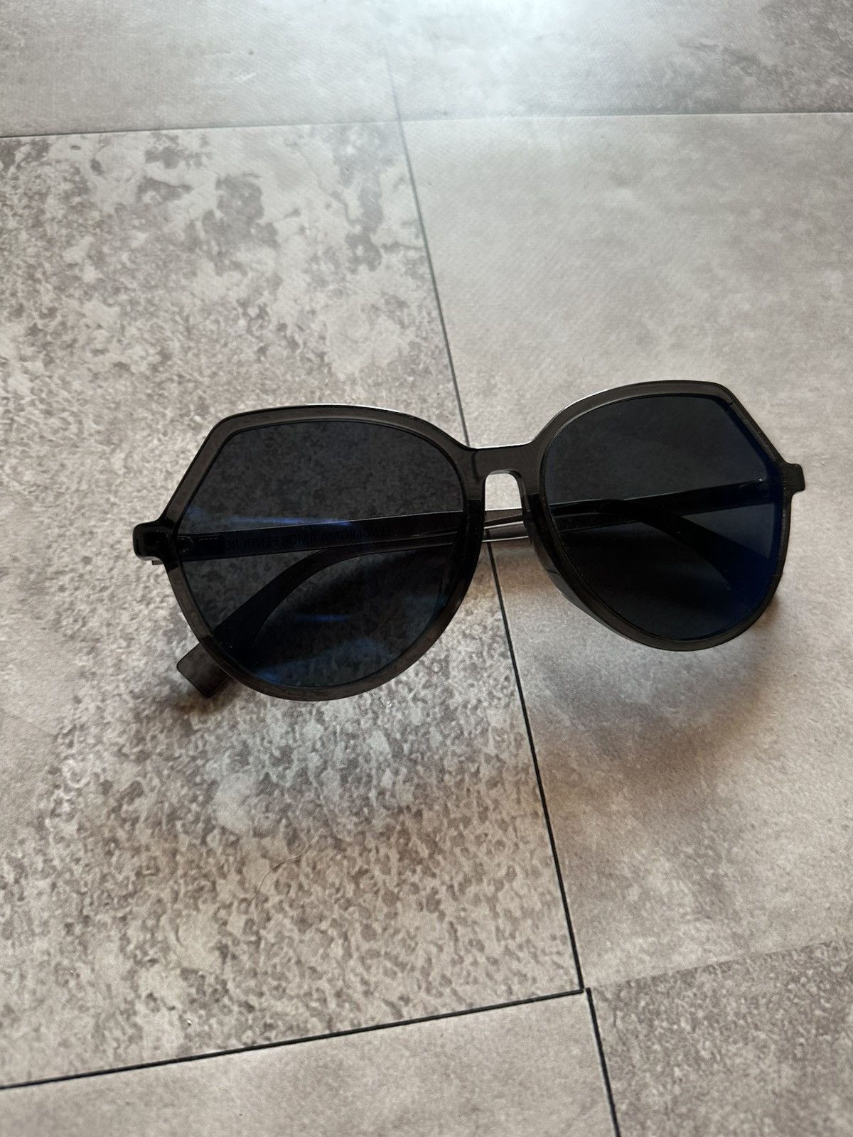 Fendi Fendi Roma Amor Sunglasses Blue Designer Sunglasses Size ONE SIZE - 2 Thumbnail