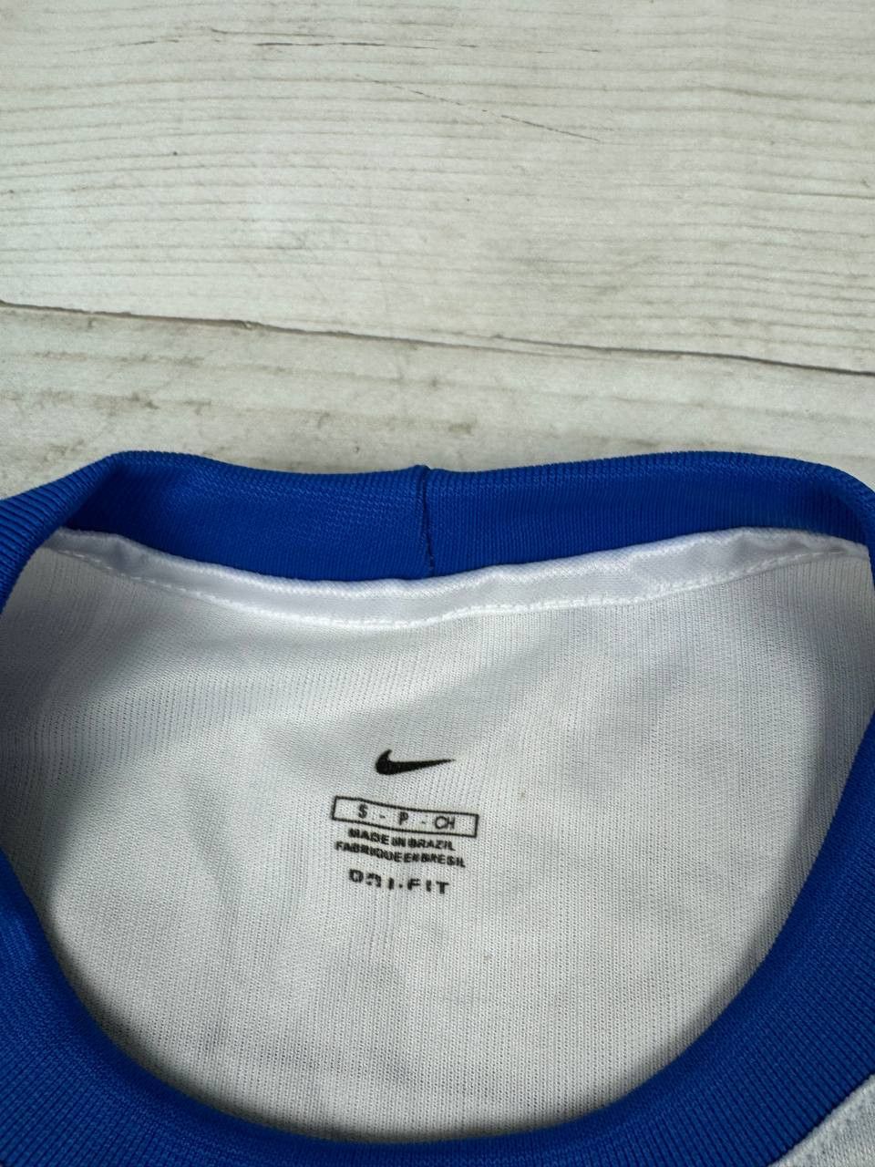 Nike Vintage Nike Brazil 2002 2004 Training Shirt Soccer Jersey Size US S / EU 44-46 / 1 - 8 Thumbnail