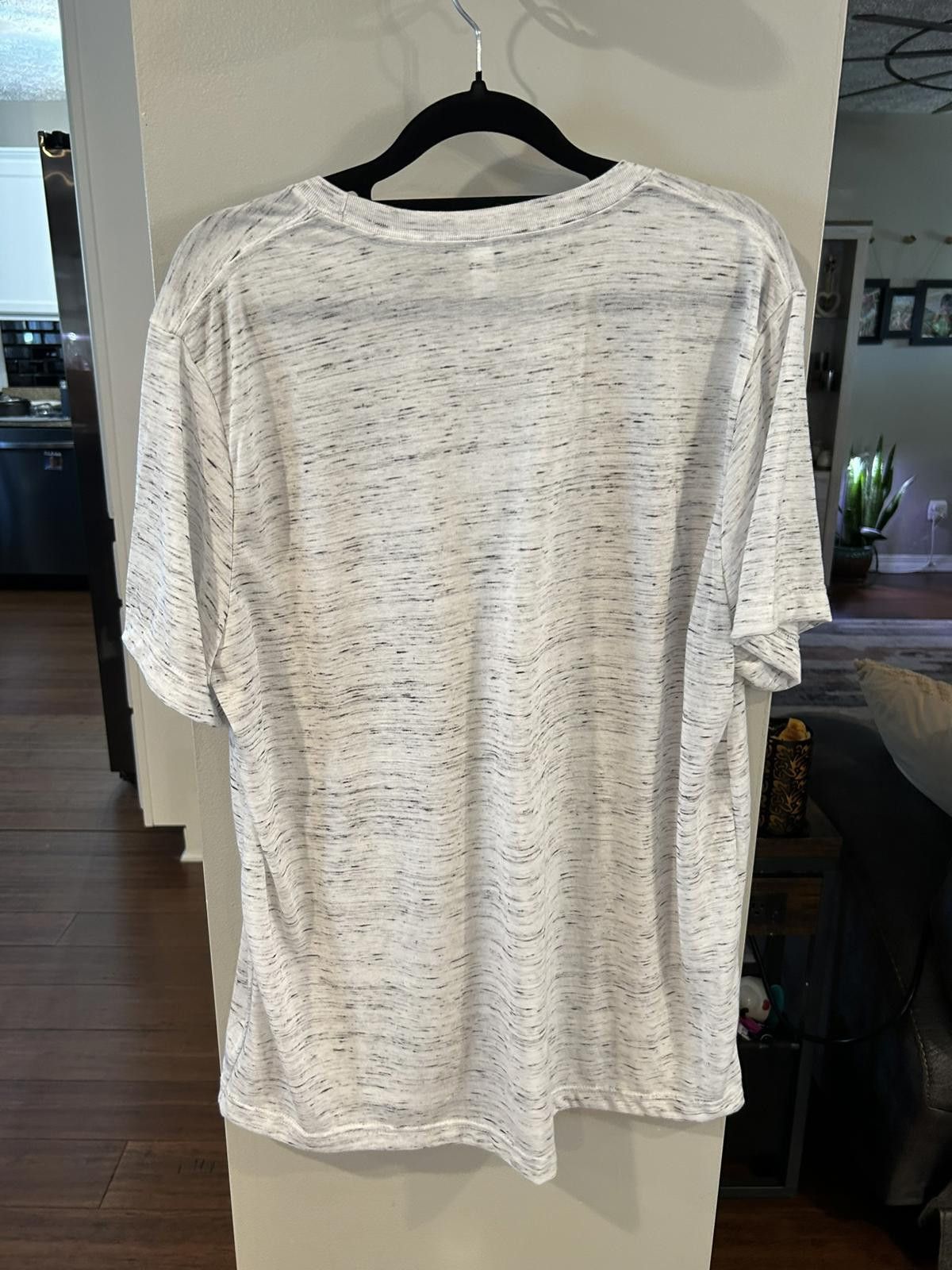 Unknown London Lightweight White and Gray Short Sleeve T-Shirt Size L / US 10 / IT 46 - 2 Thumbnail