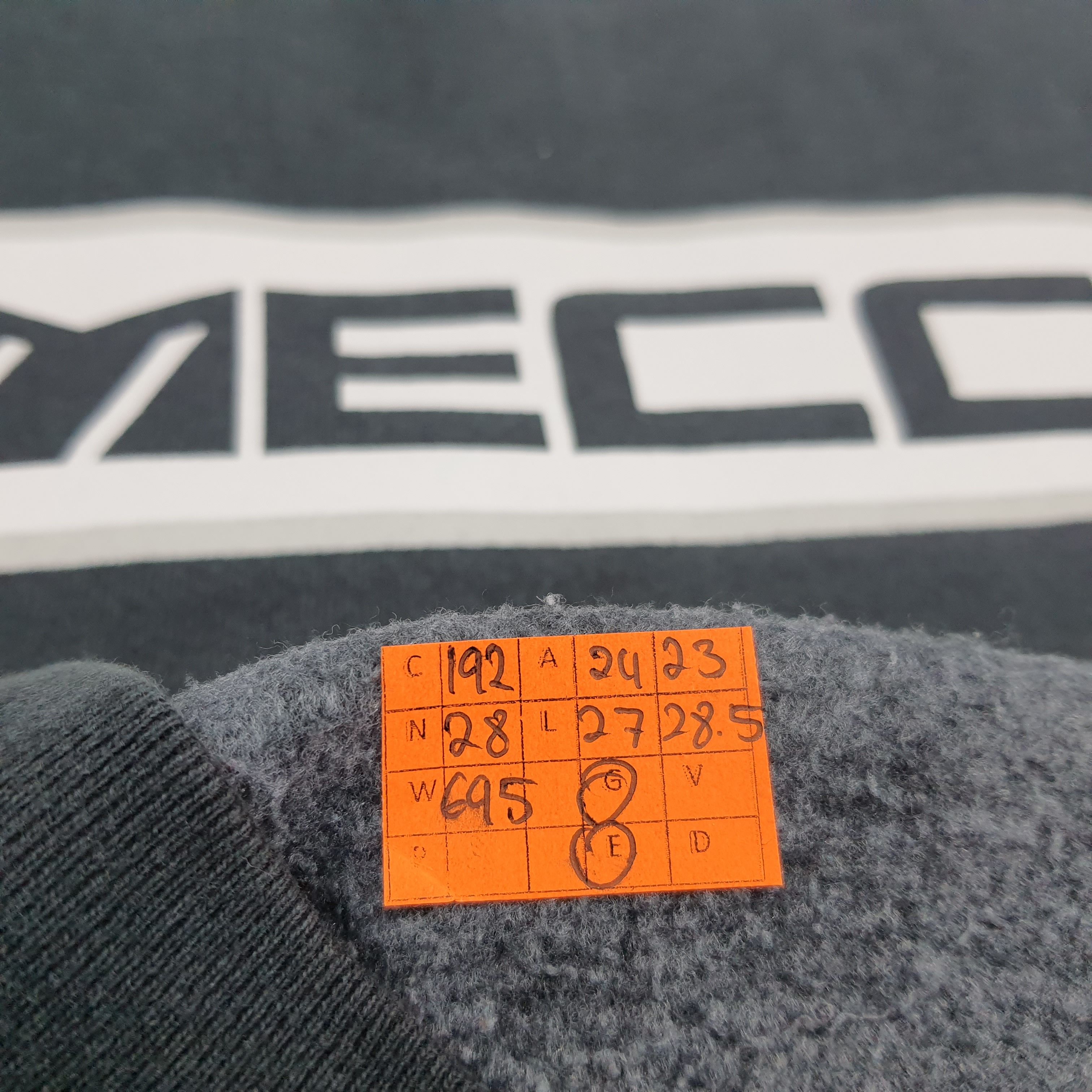 Mecca × Vintage Vintage 18M Mecca Streetwear Sweatshirt Size US L / EU 52-54 / 3 - 8 Thumbnail