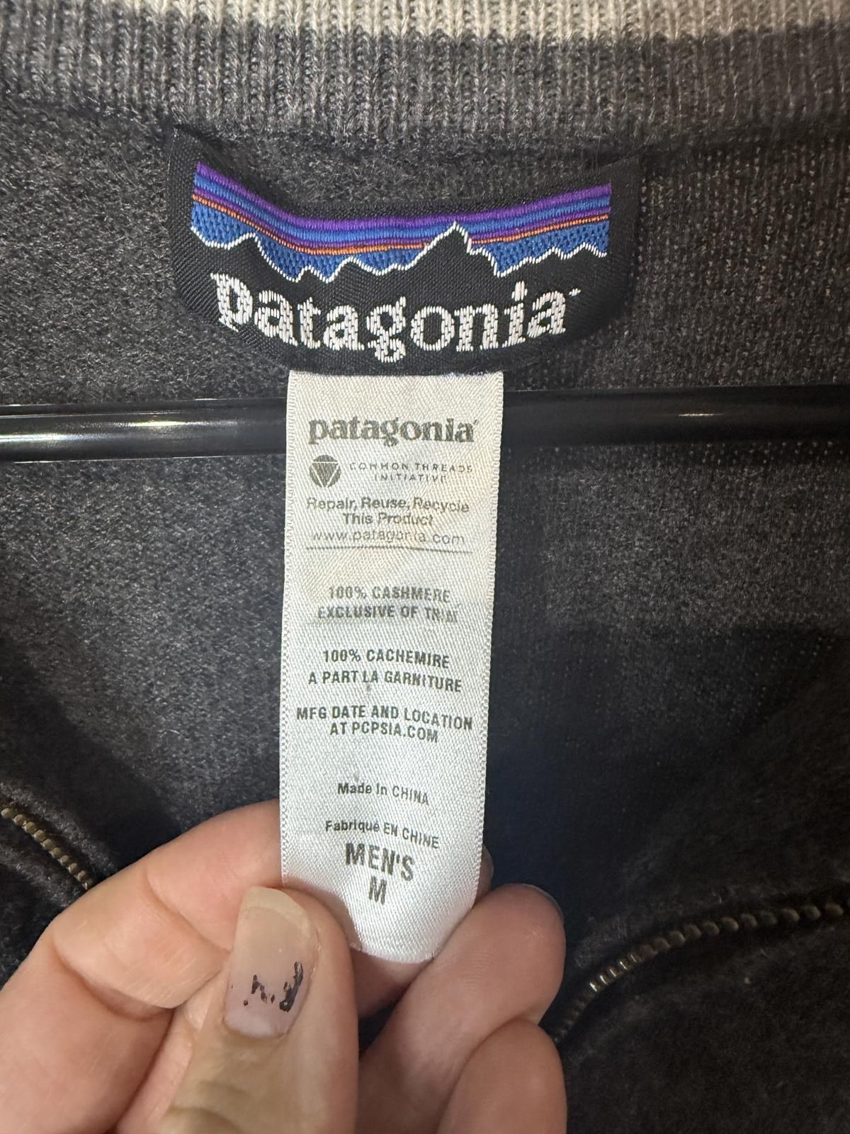 Patagonia Patagonia Sweater Cashmere 1/4 Zip Sweater Charcoal Grey M Size US M / EU 48-50 / 2 - 5 Thumbnail