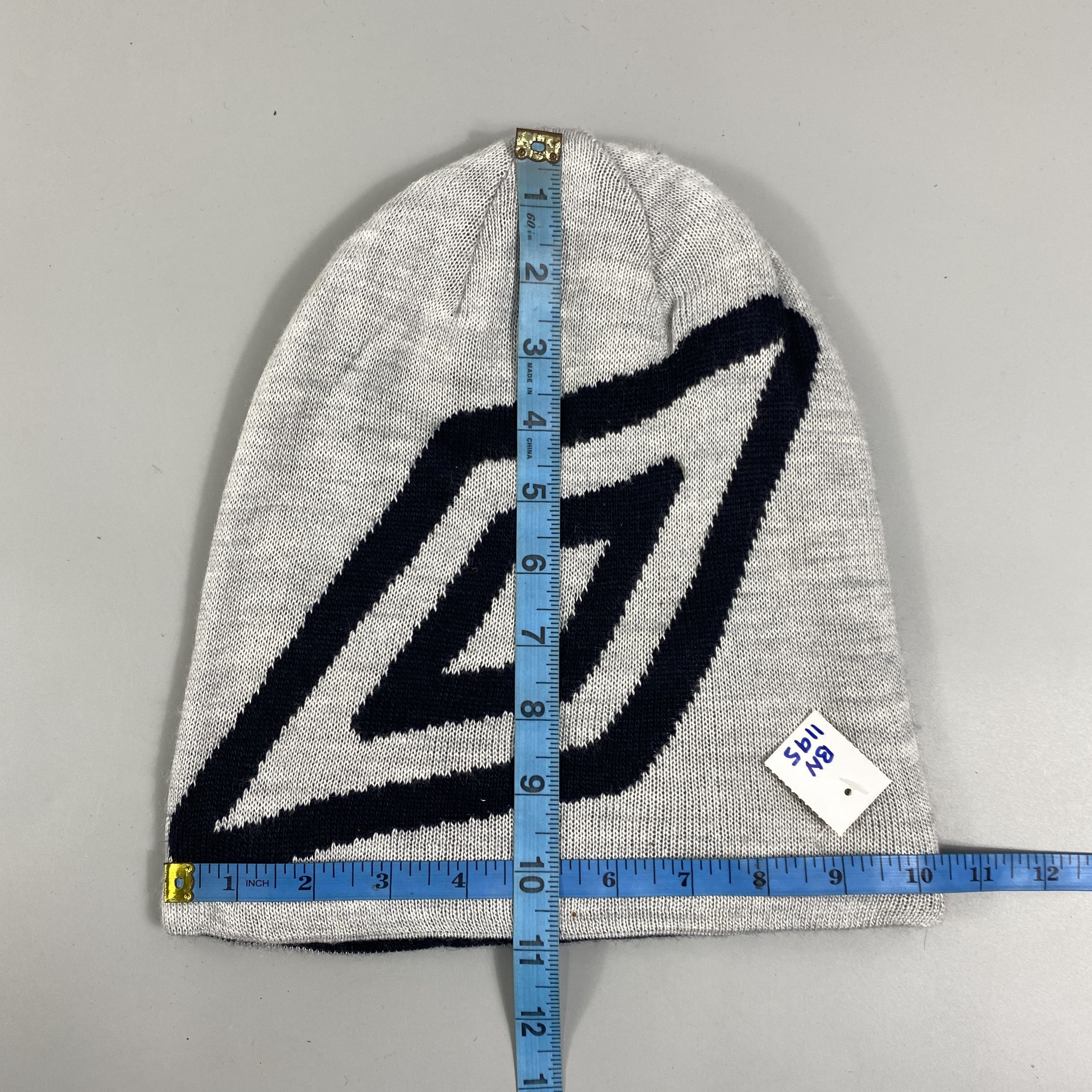 Japanese Brand Umbro Big Logo Reversible Beanie Hat -BN1195 Size ONE SIZE - 5 Thumbnail