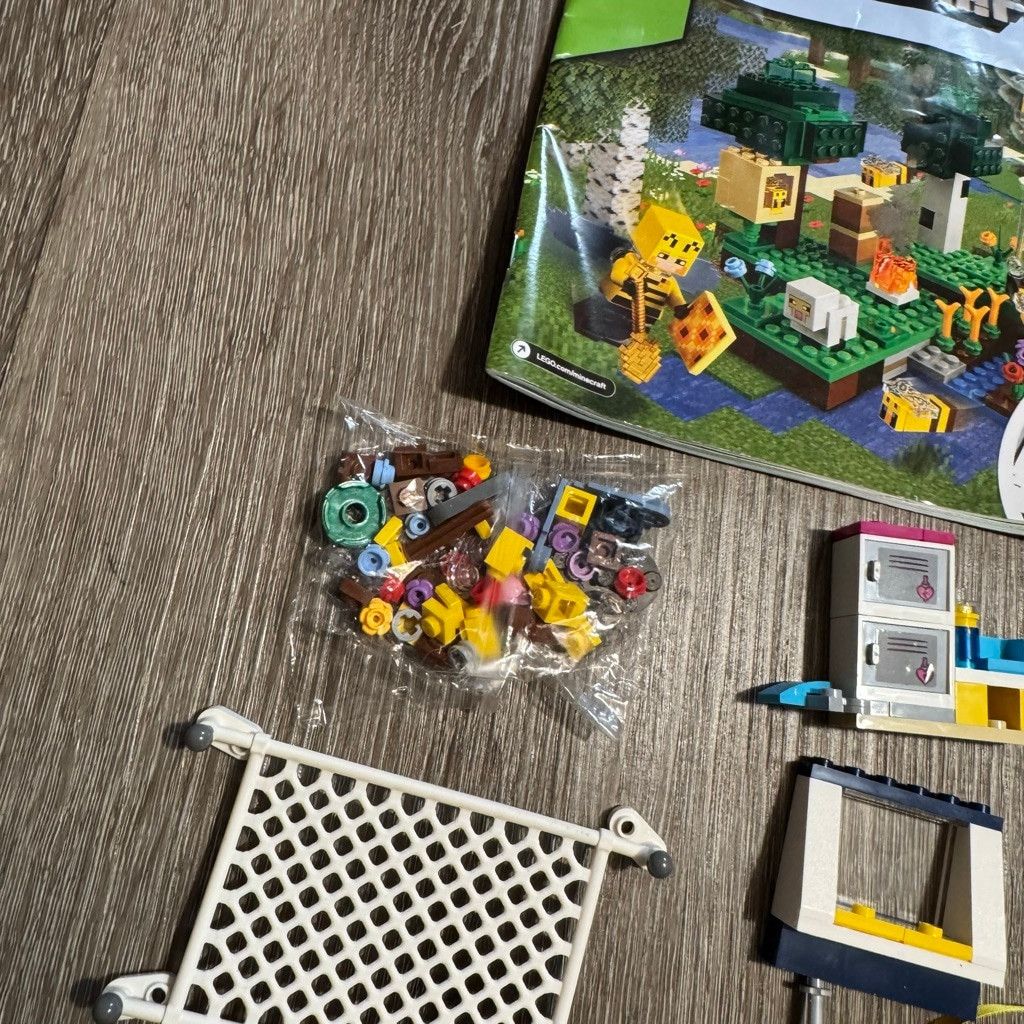LEGO LEGO Friends & Minecraft Building Sets Bundle Lot With Mini Size ONE SIZE - 10 Thumbnail