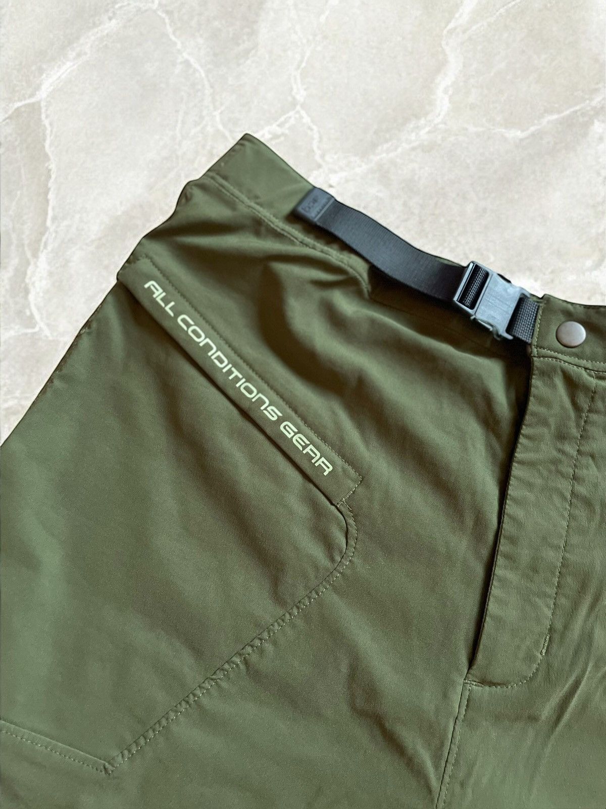 Nike ACG × Vintage NIKE ACG BIG LOGO CARGO POCKET SHORTS Bermuda vintage y2k Size US 34 / EU 50 - 3 Thumbnail
