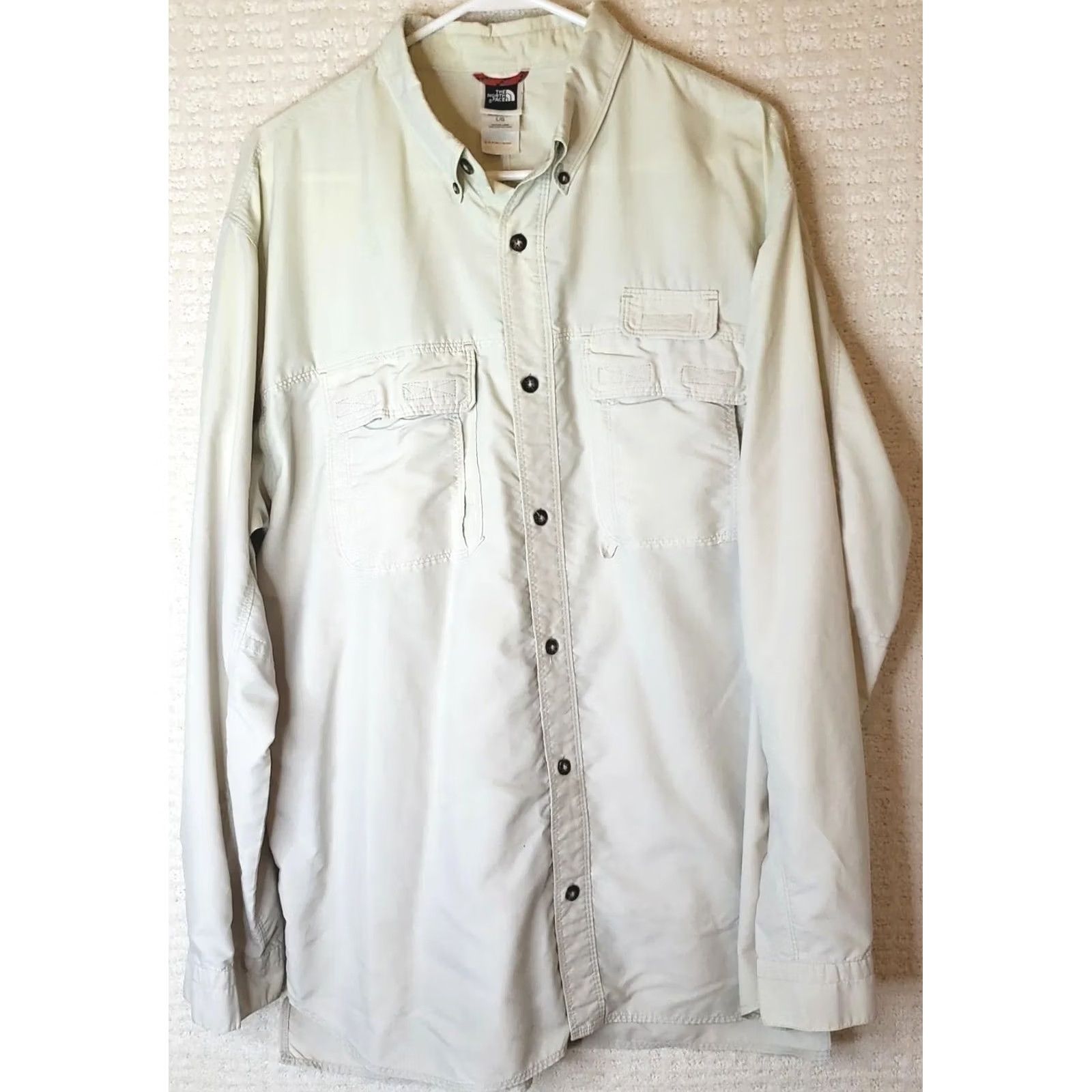 The North Face The North Face Shirt Beige Buttons Front L Long Sleeve Nylon Pockets Casual Workwear Beiges? Size US L / EU 52-54 / 3 - 2 Thumbnail