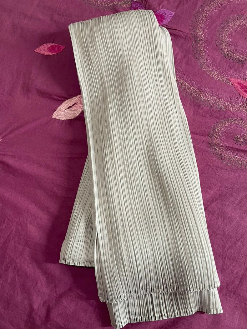 Issey Miyake Issey Miyake Grey pleated pants Size 25" / US 0 / IT 36 - 7 Thumbnail