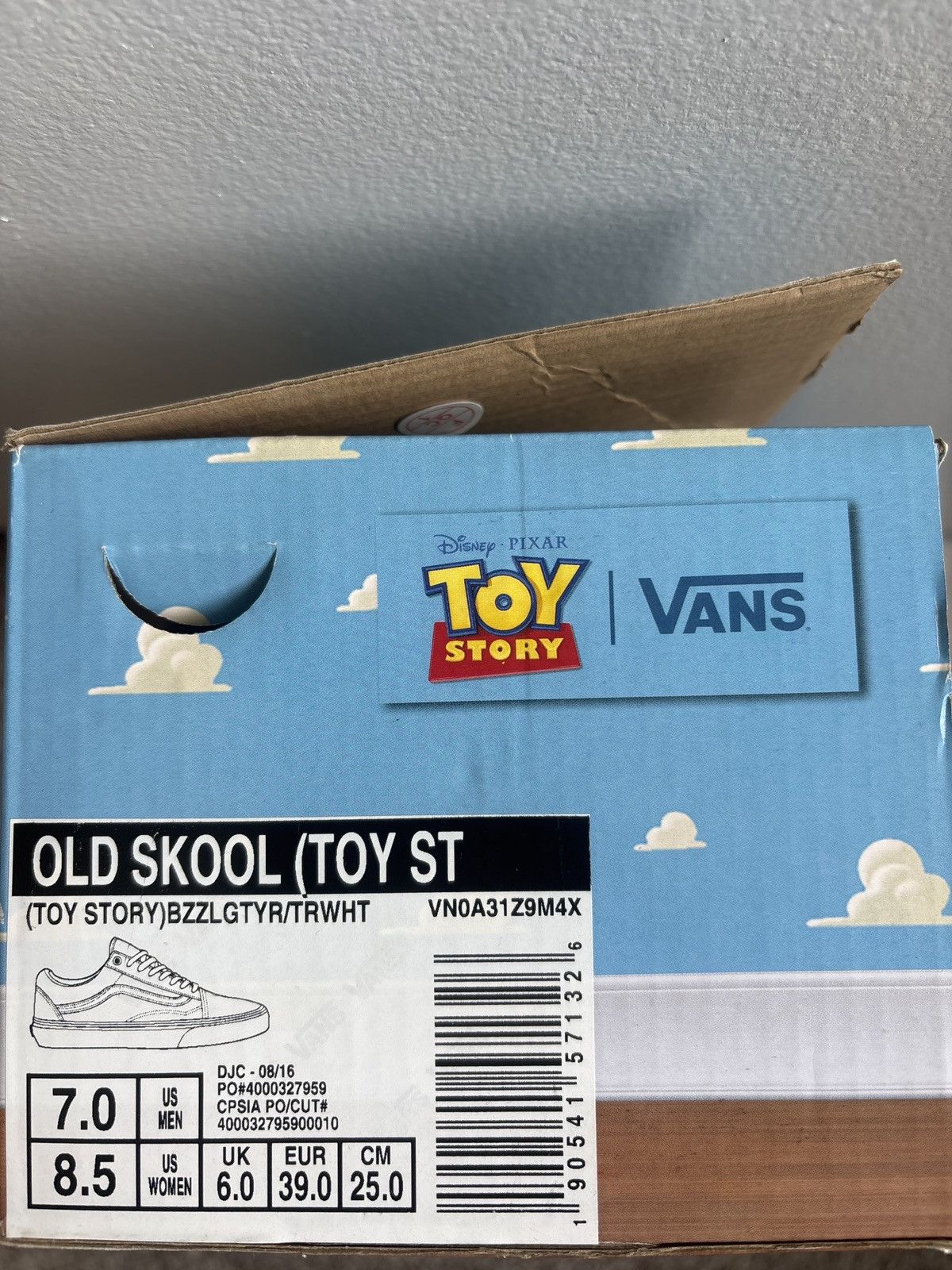 Vans Vans x Toy Story “Old Skool” Size US 7 / EU 40 - 9 Thumbnail