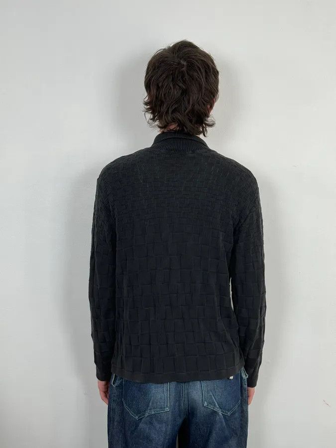 Versace 2000s Versace Black Waffled Textured Polo Size US M / EU 48-50 / 2 - 3 Thumbnail