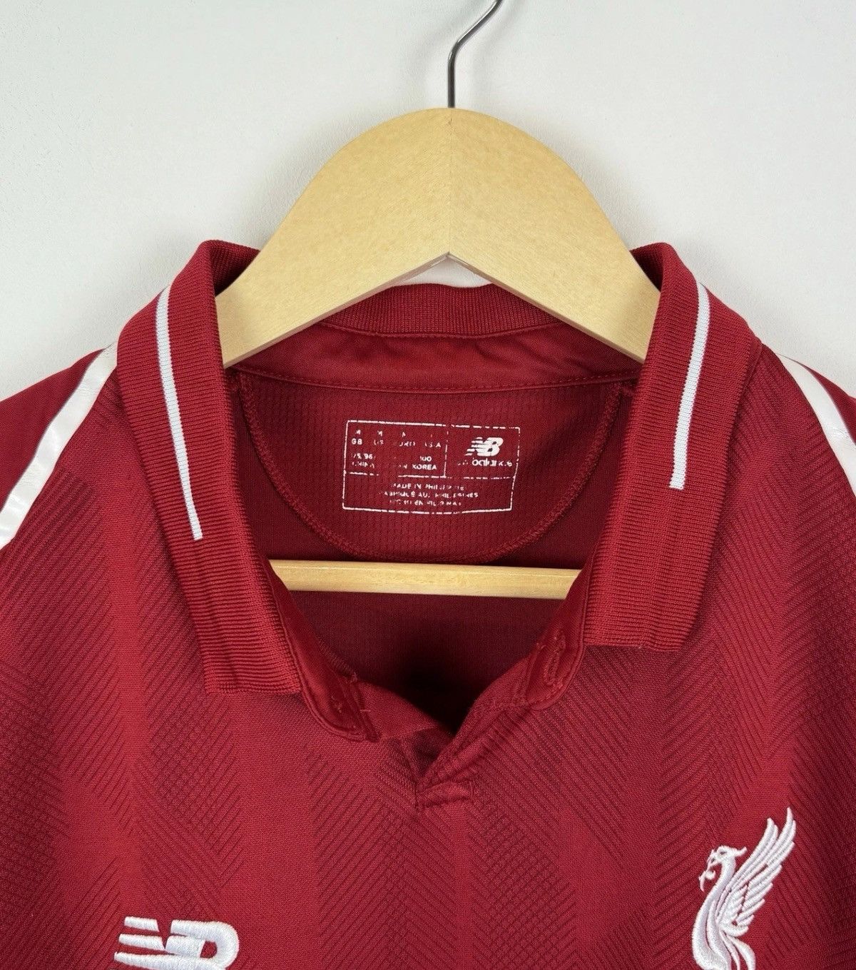 New Balance Liverpool 2018 2019 Home Soccer Jersey Football Shirt Top Size US M / EU 48-50 / 2 - 3 Thumbnail