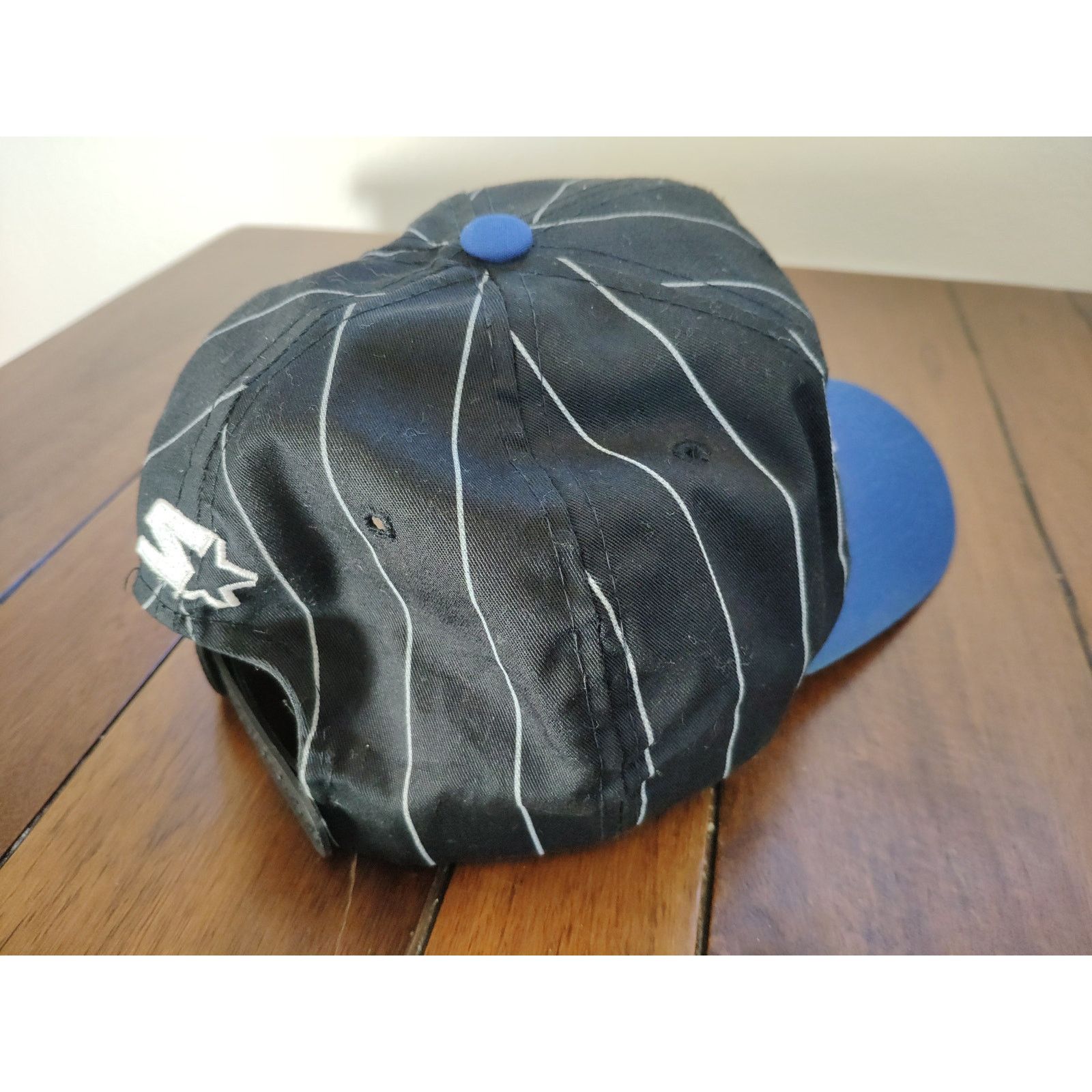Starter Vintage 90s Orlando Magic Starter Pinstripe Snapback Hat Size ONE SIZE - 3 Thumbnail