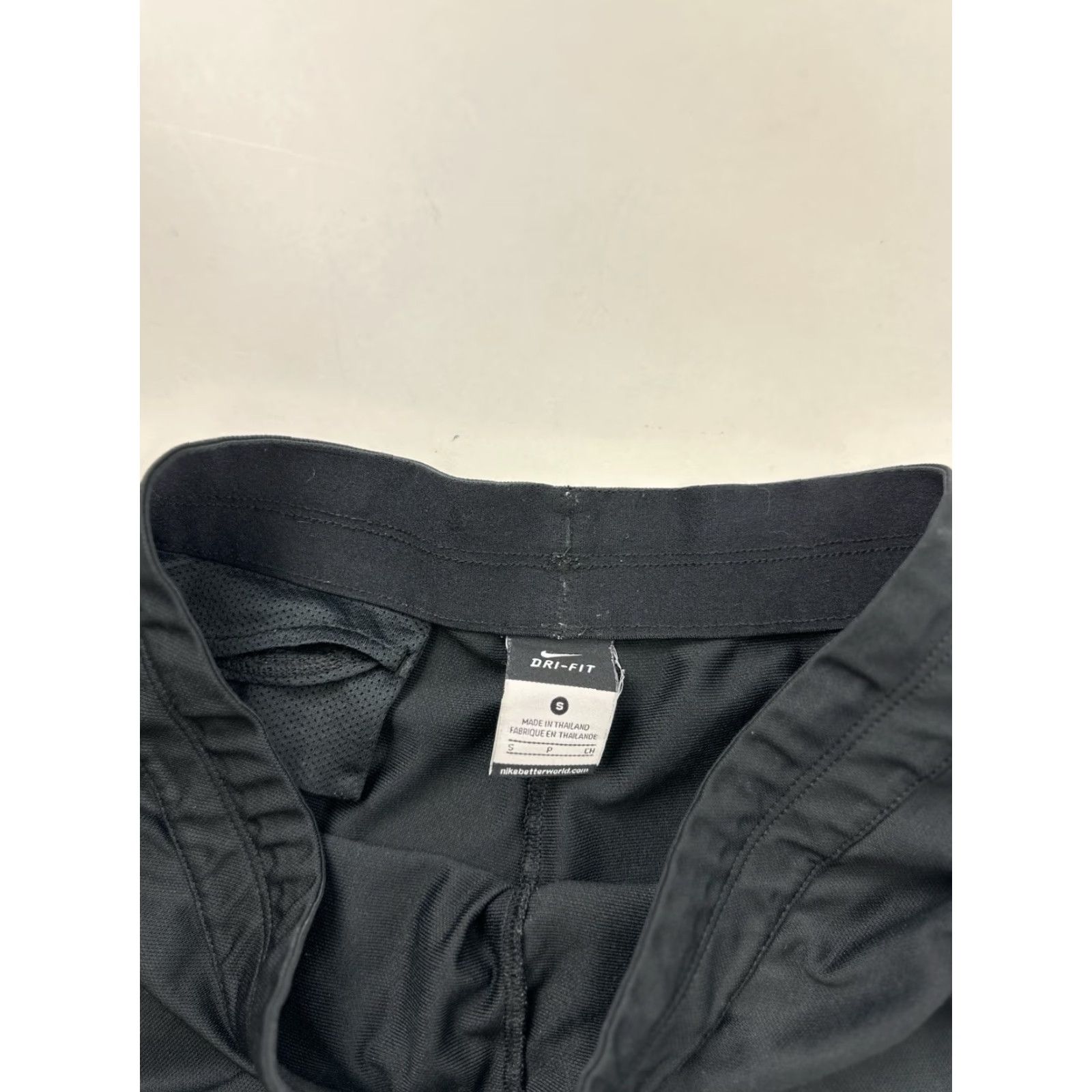 Nike Nike Shorts Women S Black Athletic Training Running Size 28" / US 6 / IT 42 - 4 Thumbnail