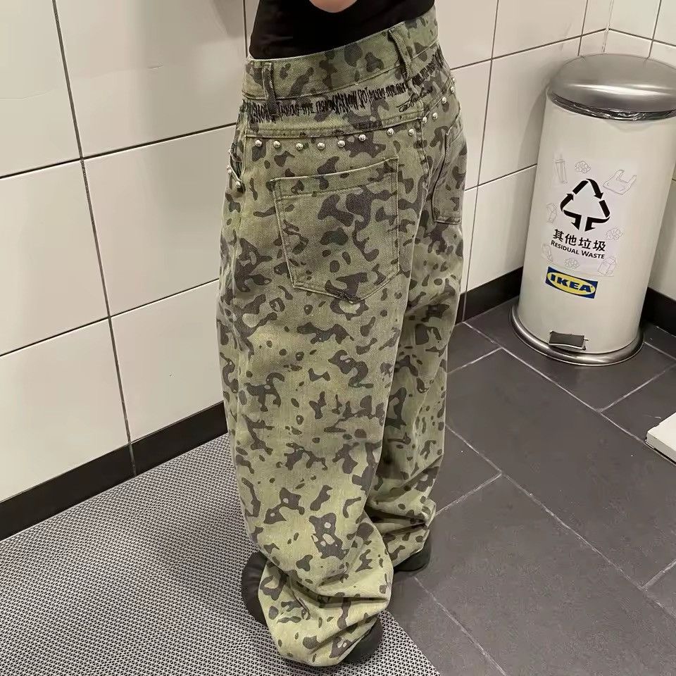 Vintage Camouflage Distressed Y2K style loose straight jeans Size 26" / US 2 / IT 38 - 1 Thumbnail