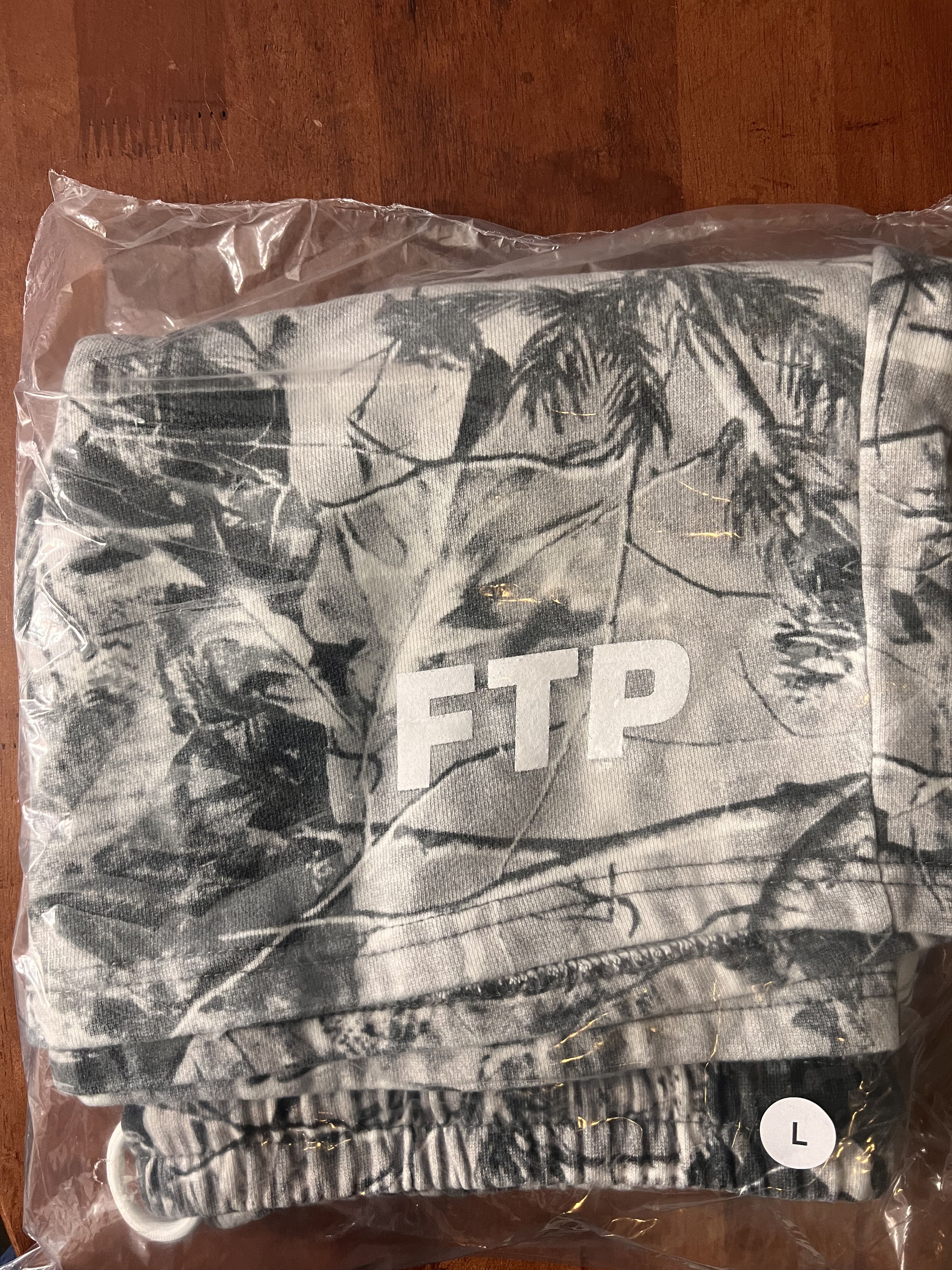 Fuck The Population Grey Camo Logo Shorts Size US 32 / EU 48 - 3 Thumbnail