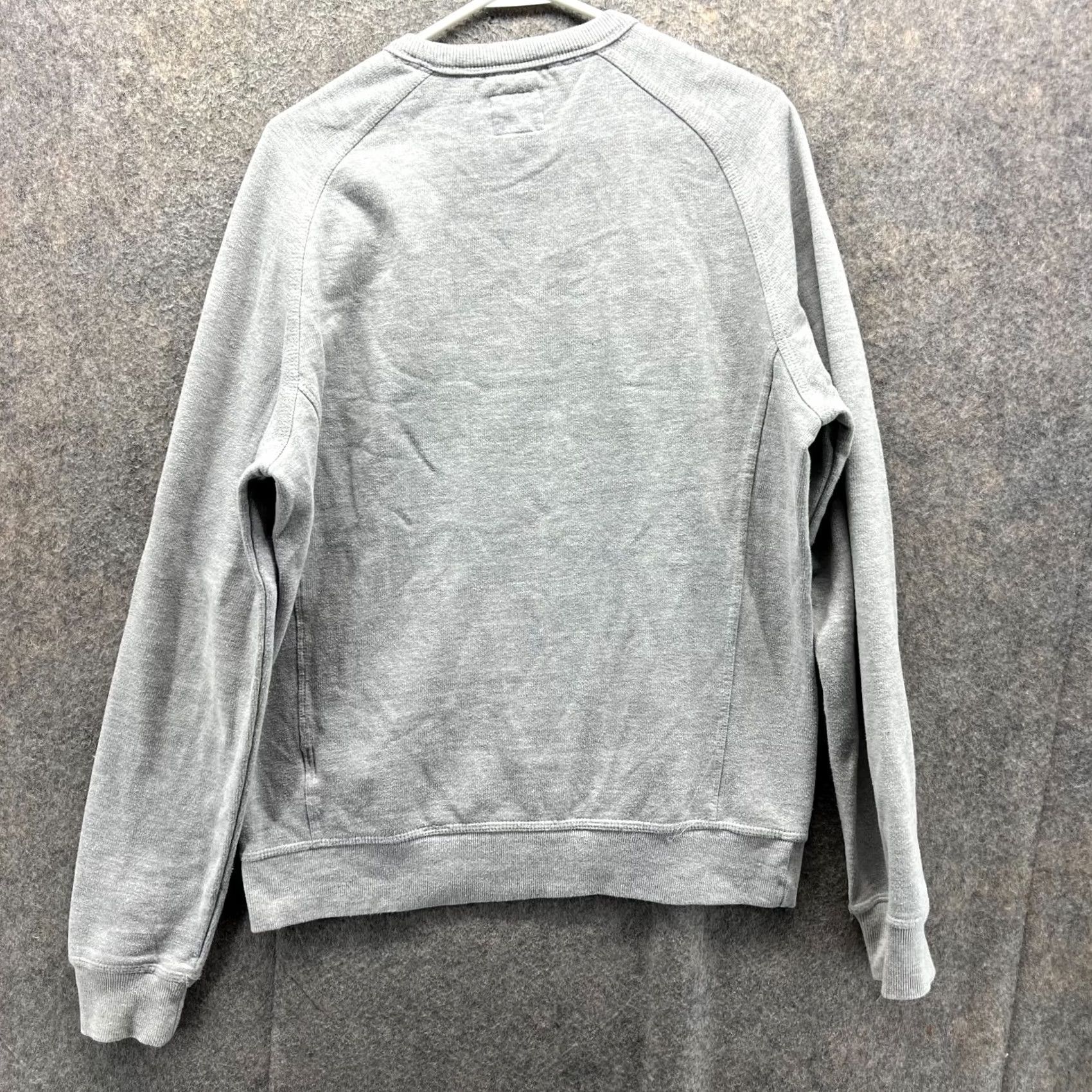 Champion VINTAGE Champion Sweater Men Medium Embroidered Gray Crewneck Pullover Fleece Logo Size US M / EU 48-50 / 2 - 2 Thumbnail