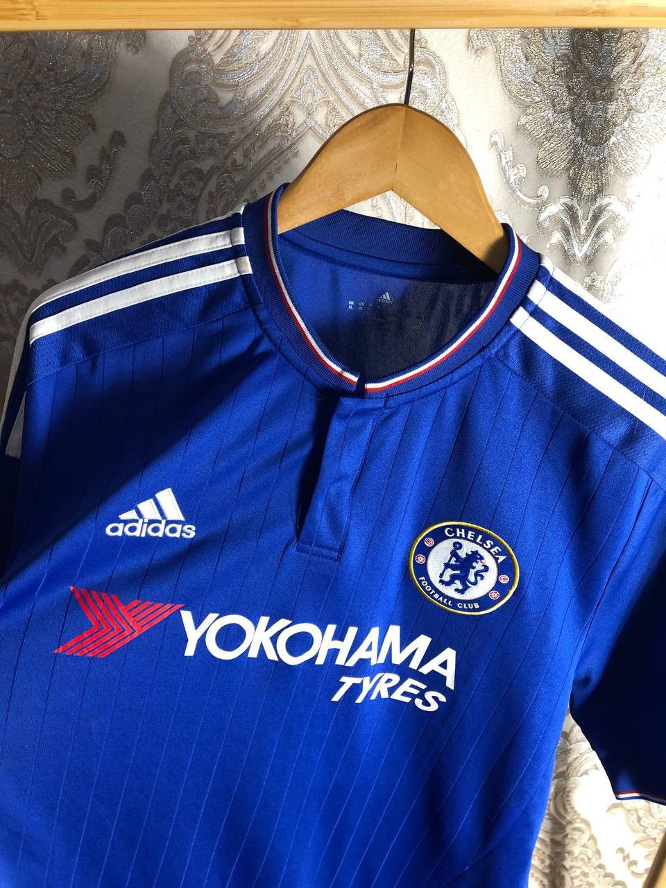 Adidas VINTAGE ADIDAS FC CHELSEA LONDON ENGLAND SOCCER JERSEY RETRO Size US XL / EU 56 / 4 - 3 Thumbnail