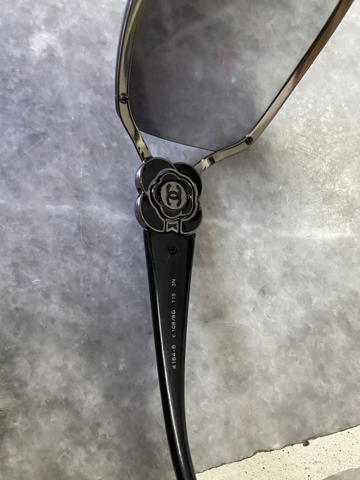 Chanel Chanel Sunglasses With Swarovski Camellia flower Size ONE SIZE - 7 Thumbnail