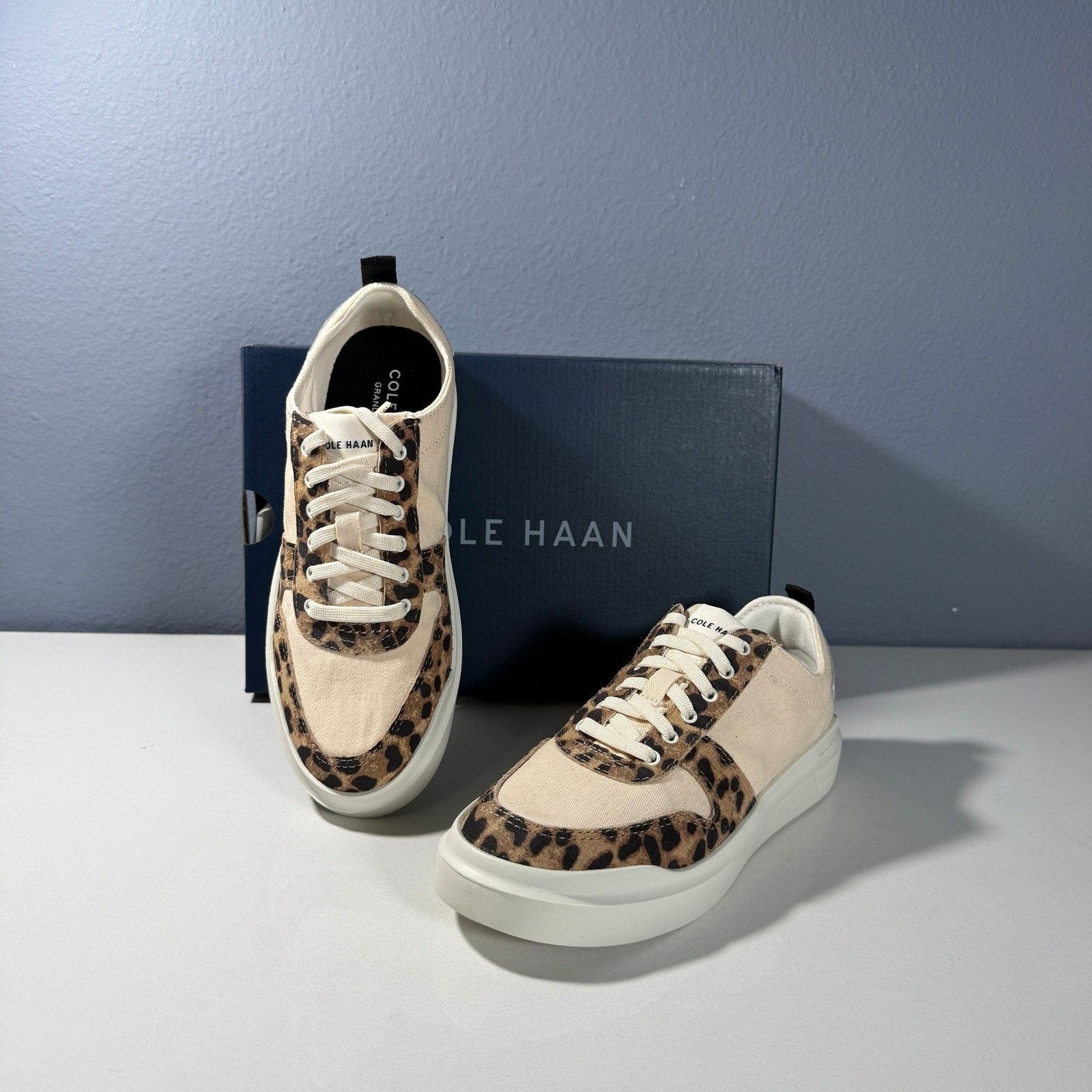 Cole Haan Cole Haan GrandPro Rally Canvas Leopard Sneaker Beige Size 6 Size US 6 / IT 36 - 5 Thumbnail