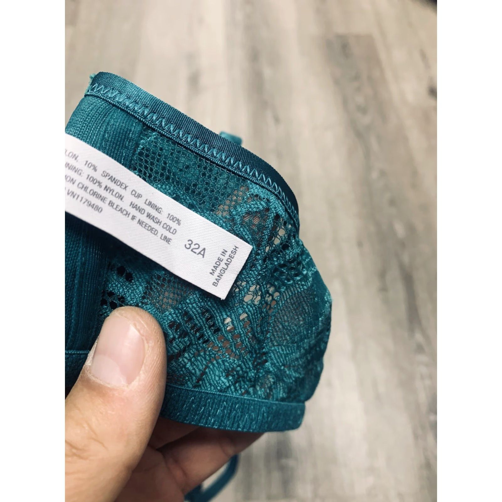 Vintage Auden Green Push Up Demi Coverage Racerback Front Close Bra Women’s 32A Lined Underwire Lace Shirt? Size ONE SIZE - 5 Thumbnail