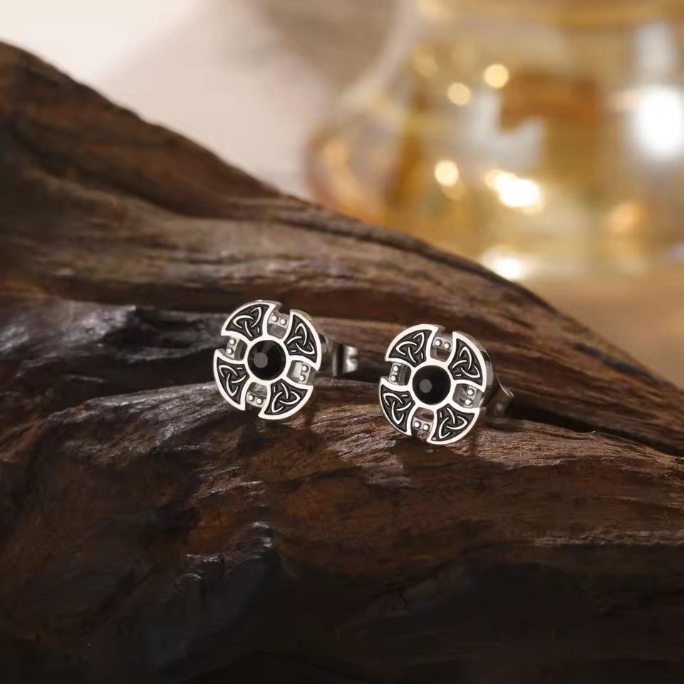 Jewelry Celtics Knot Earring Unisex Size ONE SIZE - 1 Thumbnail